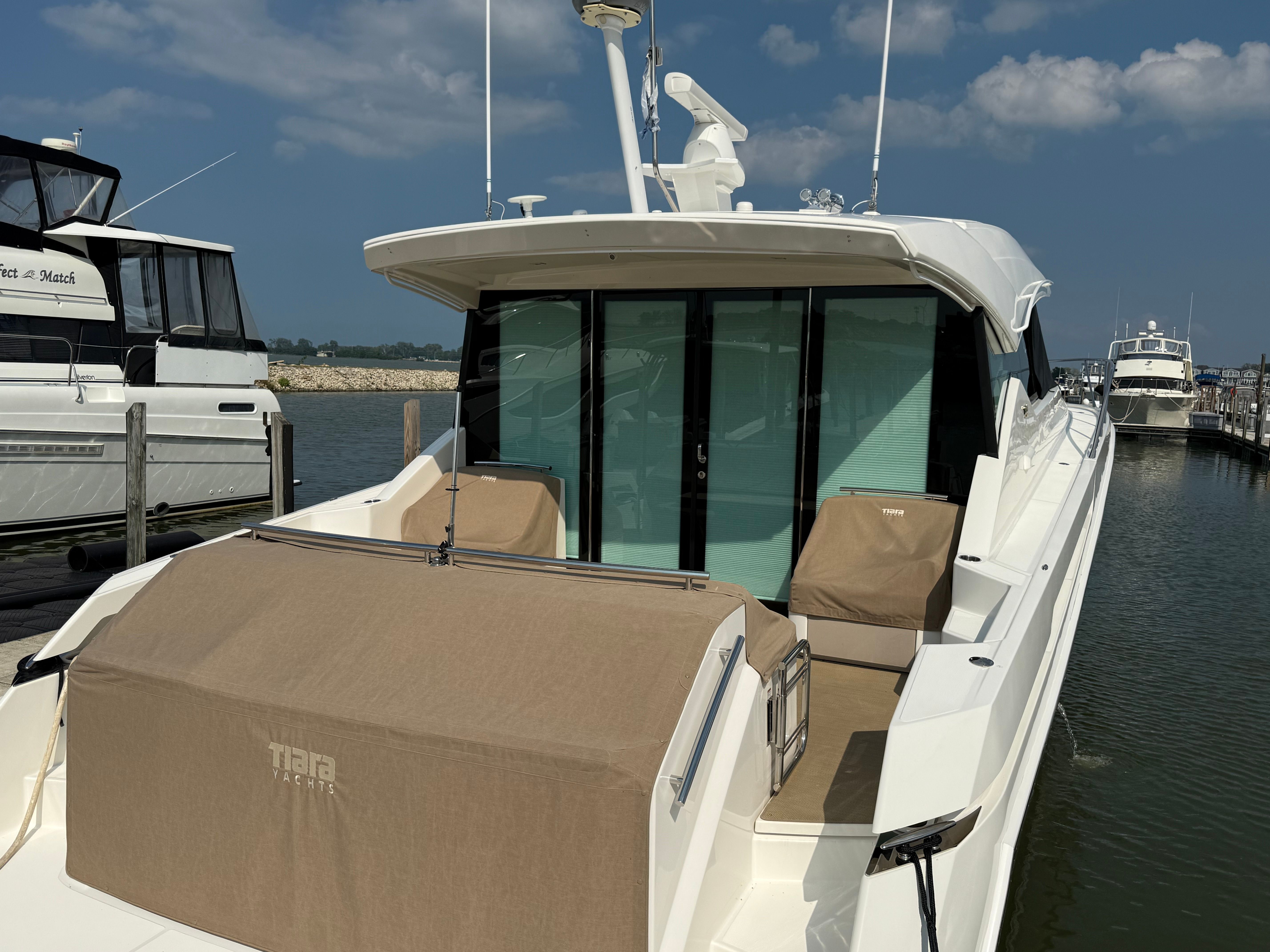 2014 Tiara Yachts 50 Coupe - 4