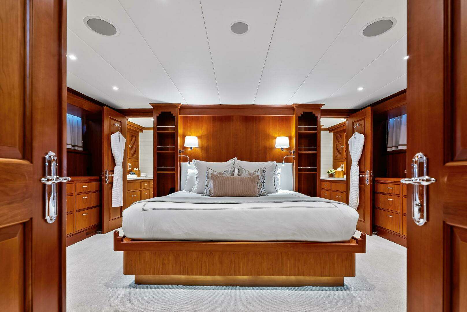 1998 Burger Raised Pilothouse - Image 20