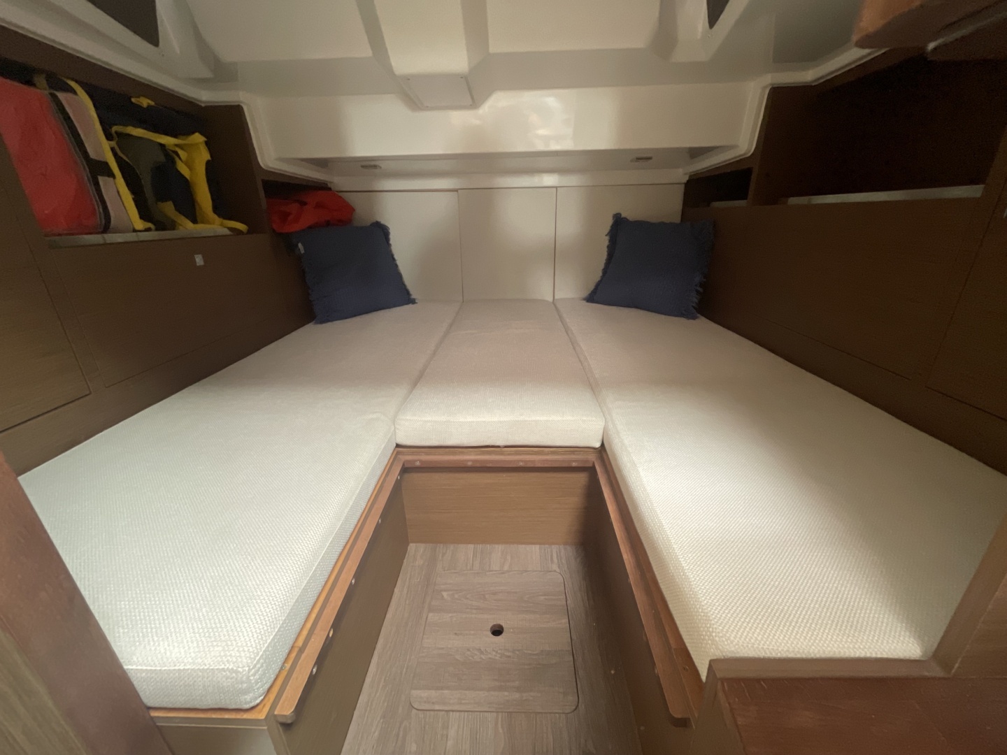 2019 Jeanneau 10.5 - Image 18