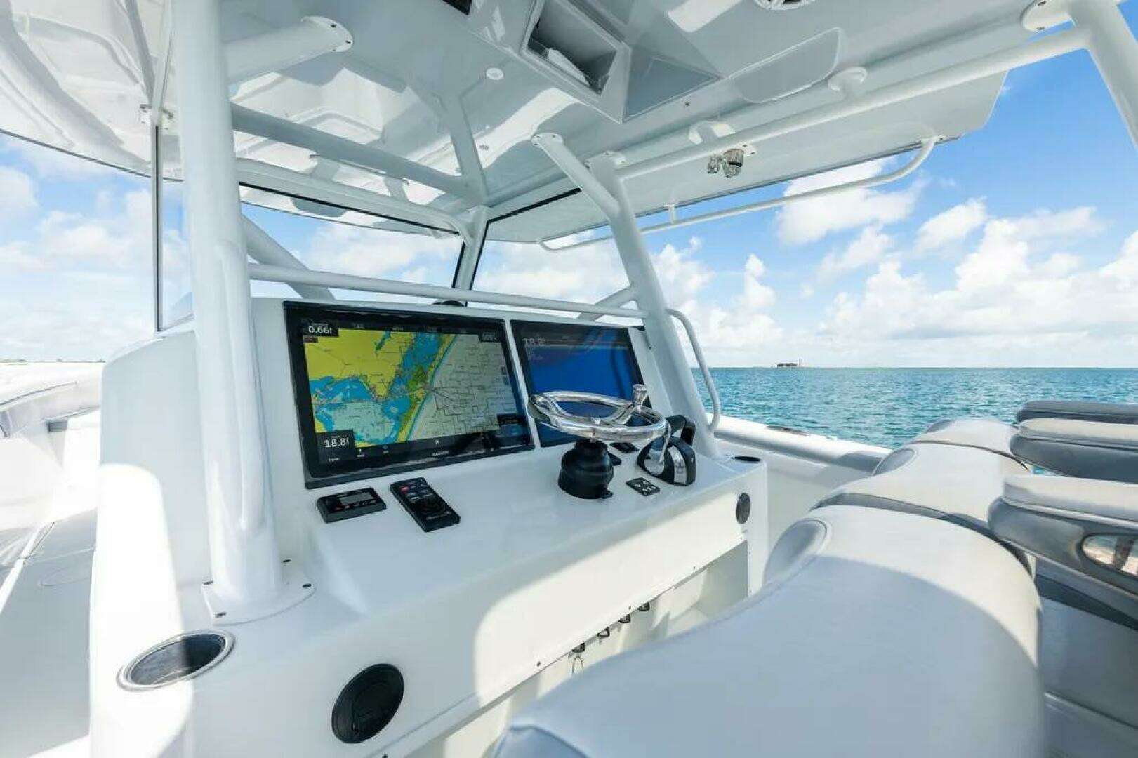 2019 Yellowfin 42 Center Console - Image 6