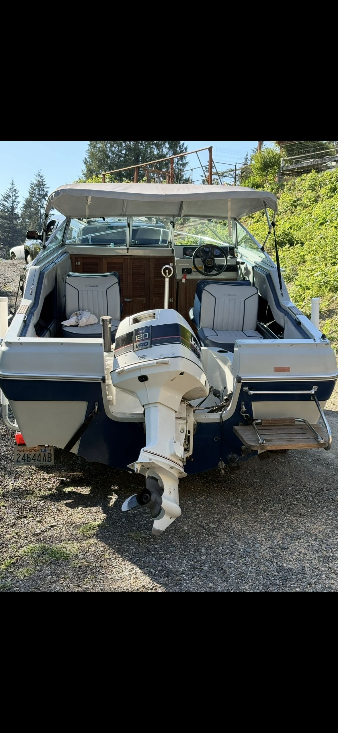 1989 Seaswirl SIERRA CLASSIC CUDDY - 13