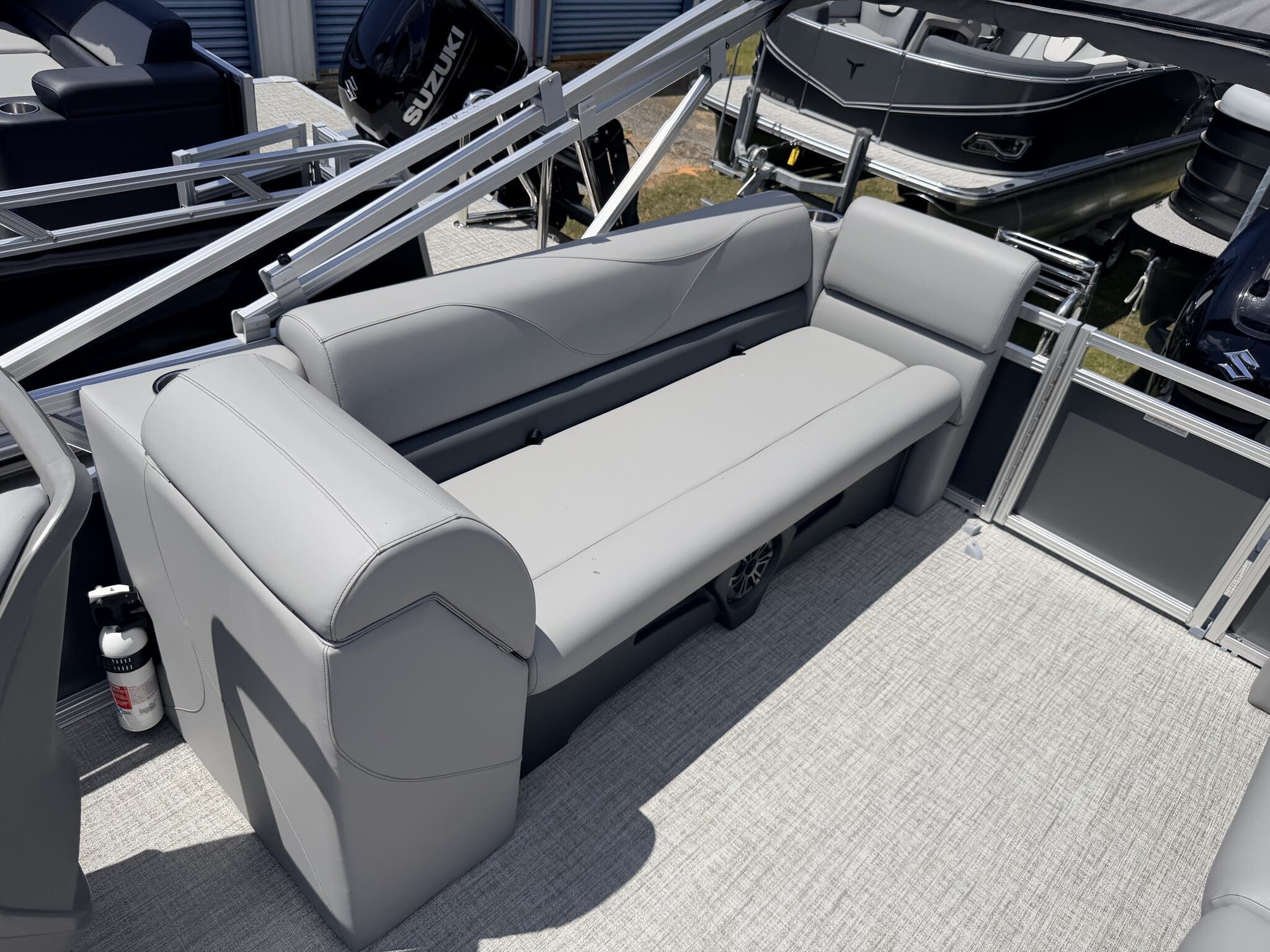 2026 Tahoe Pontoon Boats SLT 23 QUAD LOUNGER-140HP - 5