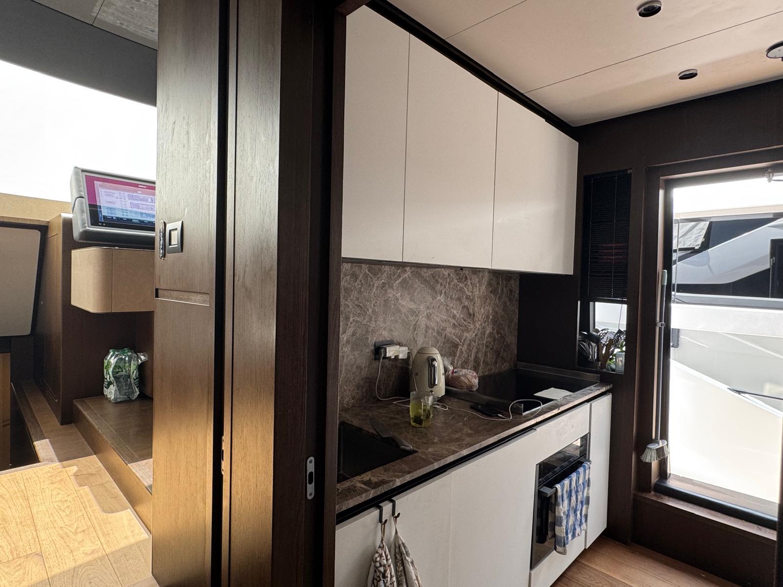 Ferretti Yachts 860 2024 used yacht for sale