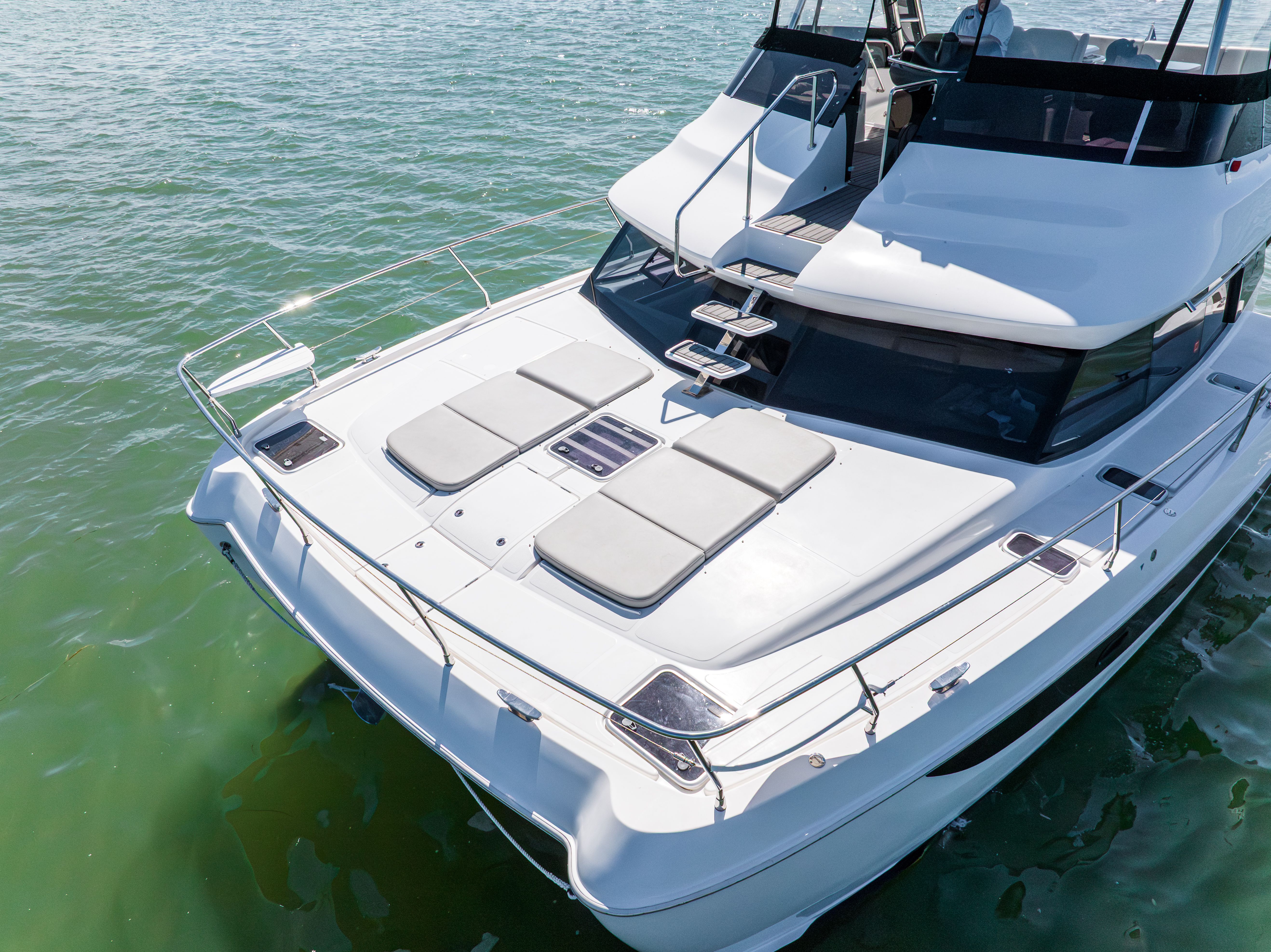 2025 Aquila 42 Yacht - 4