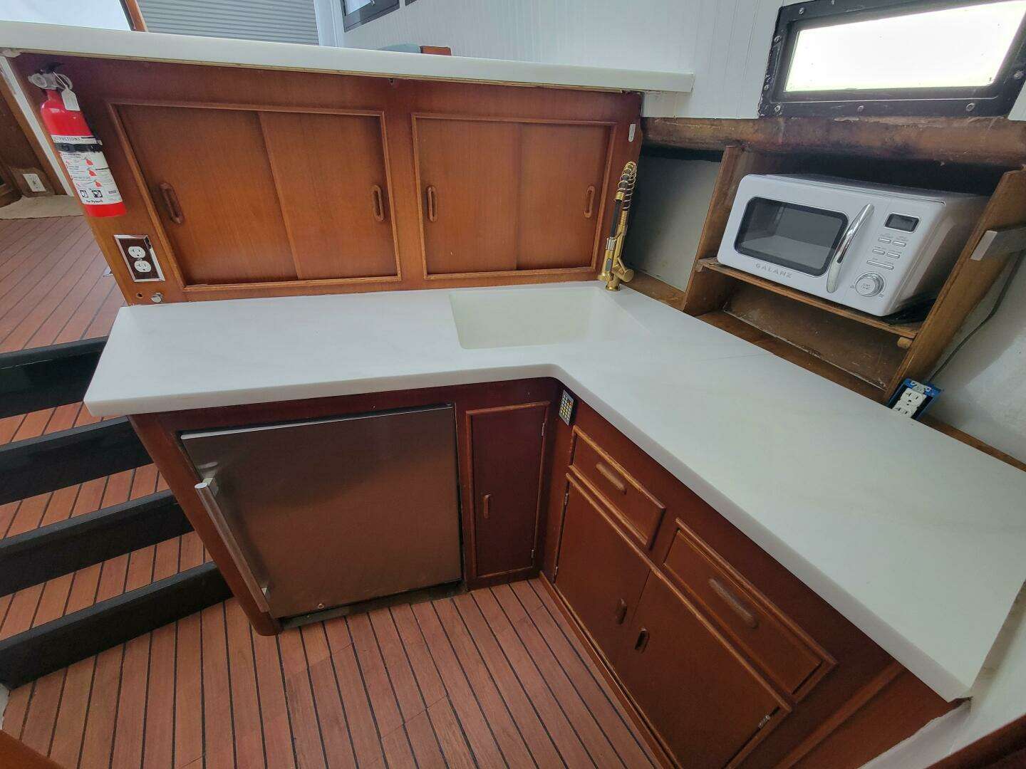 1992 Mediterranean 38 - Image 5