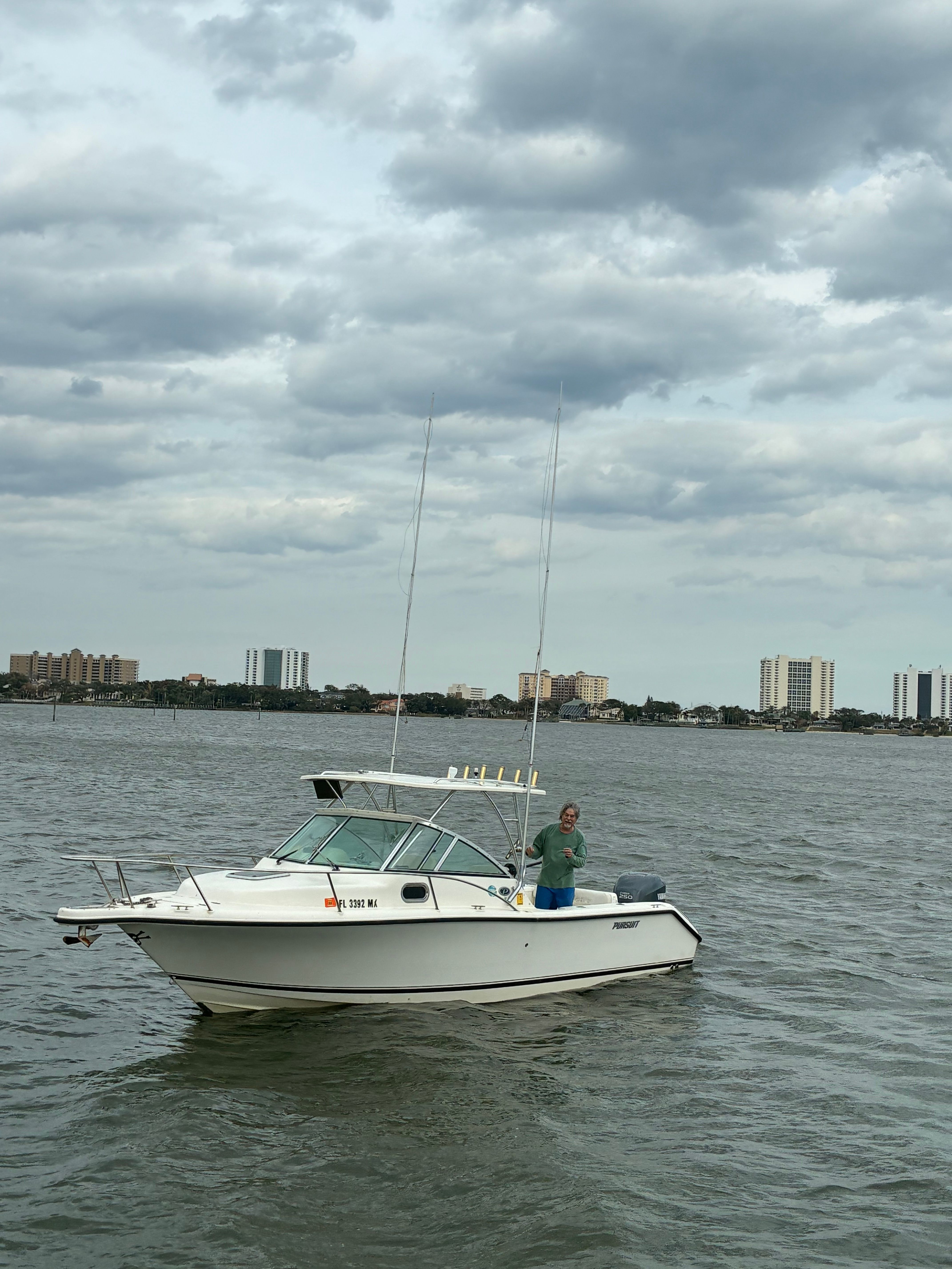 2005 Pursuit 2570 Offshore - 15