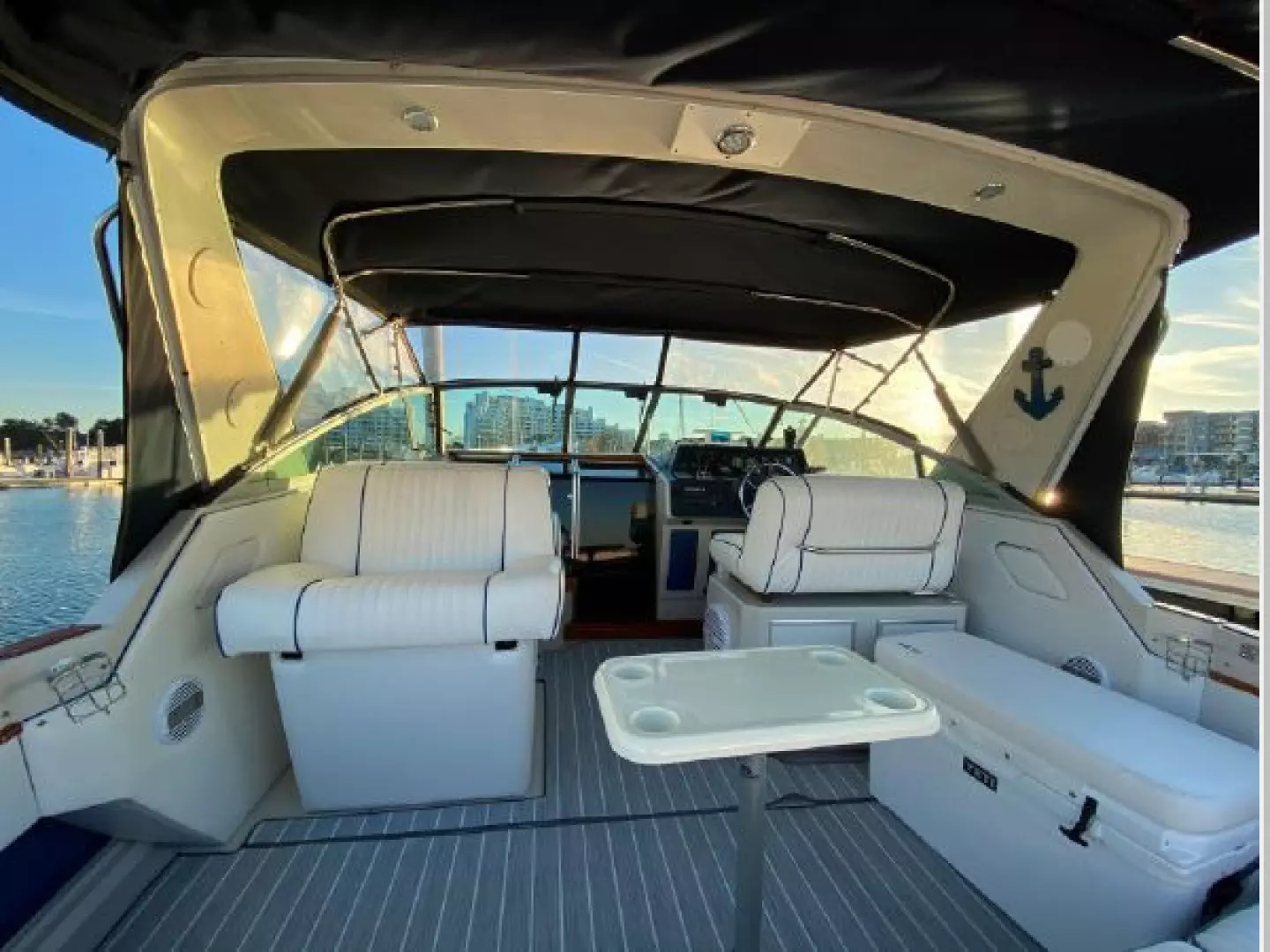 1988 Sea Ray 340 Express Cruiser - Image 7