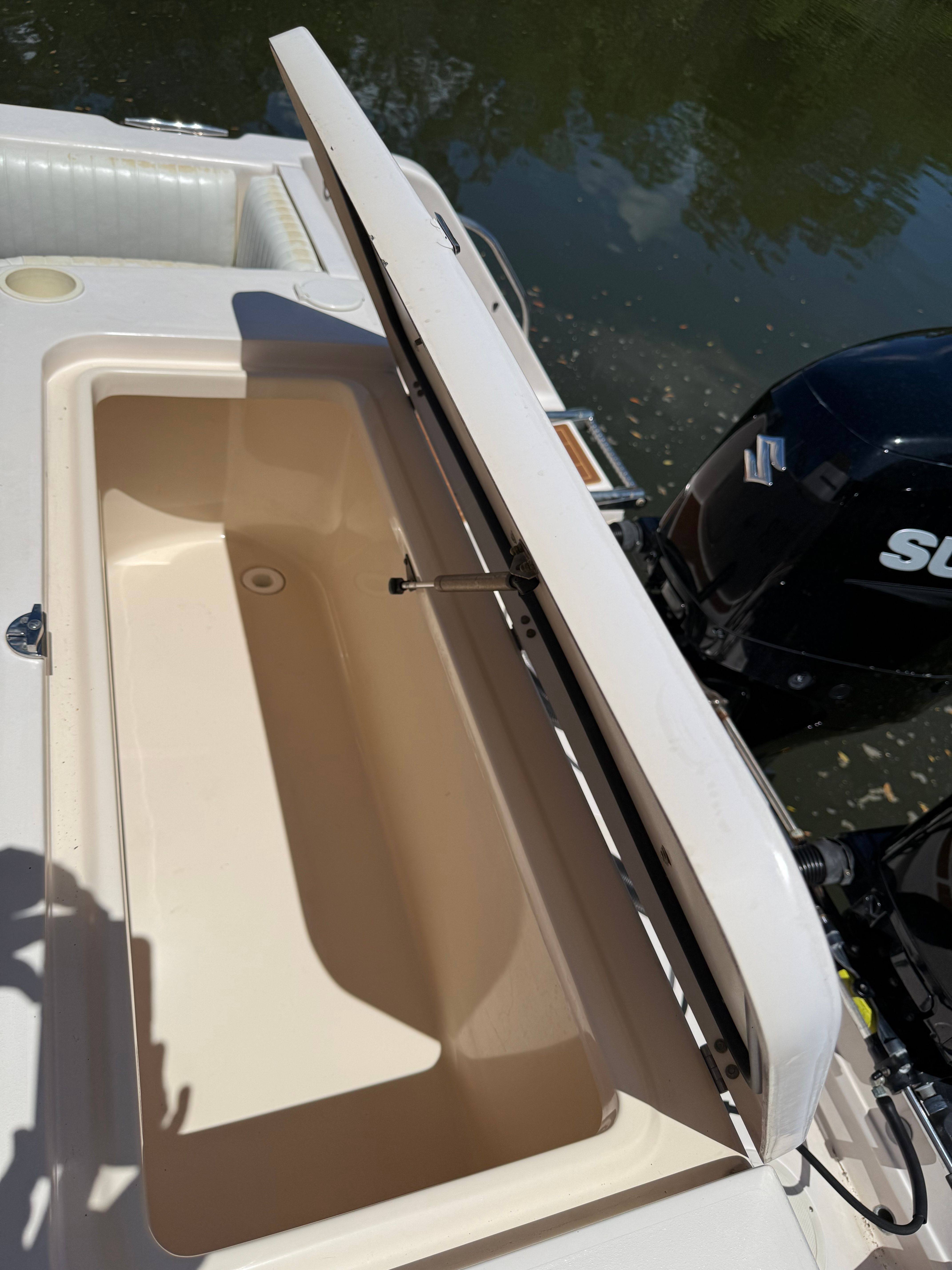 2006 Grady-White Marlin 300 - 35