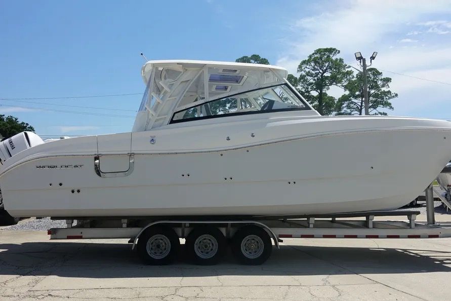 2021 World Cat 325 DC - 2