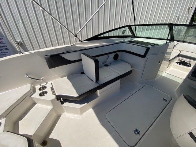 2016 Sea Ray SPX 210 - 7