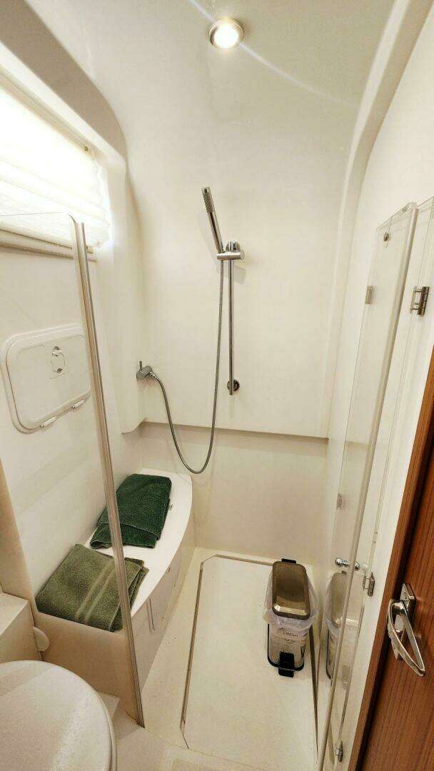 2022 Greenline 40 Hybrid - Image 50