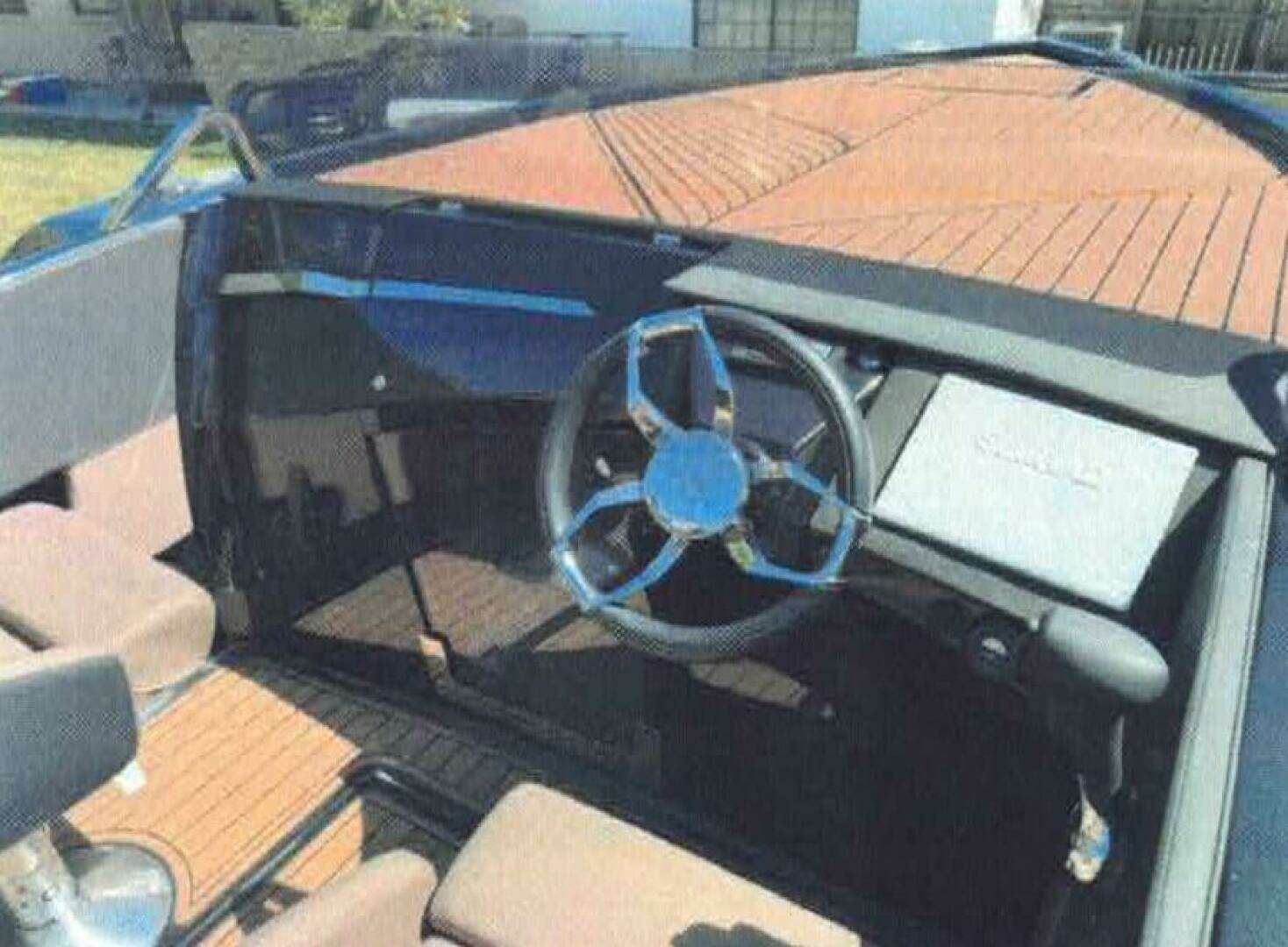 2024 D-Boat 22 Diamond Series - Image 8