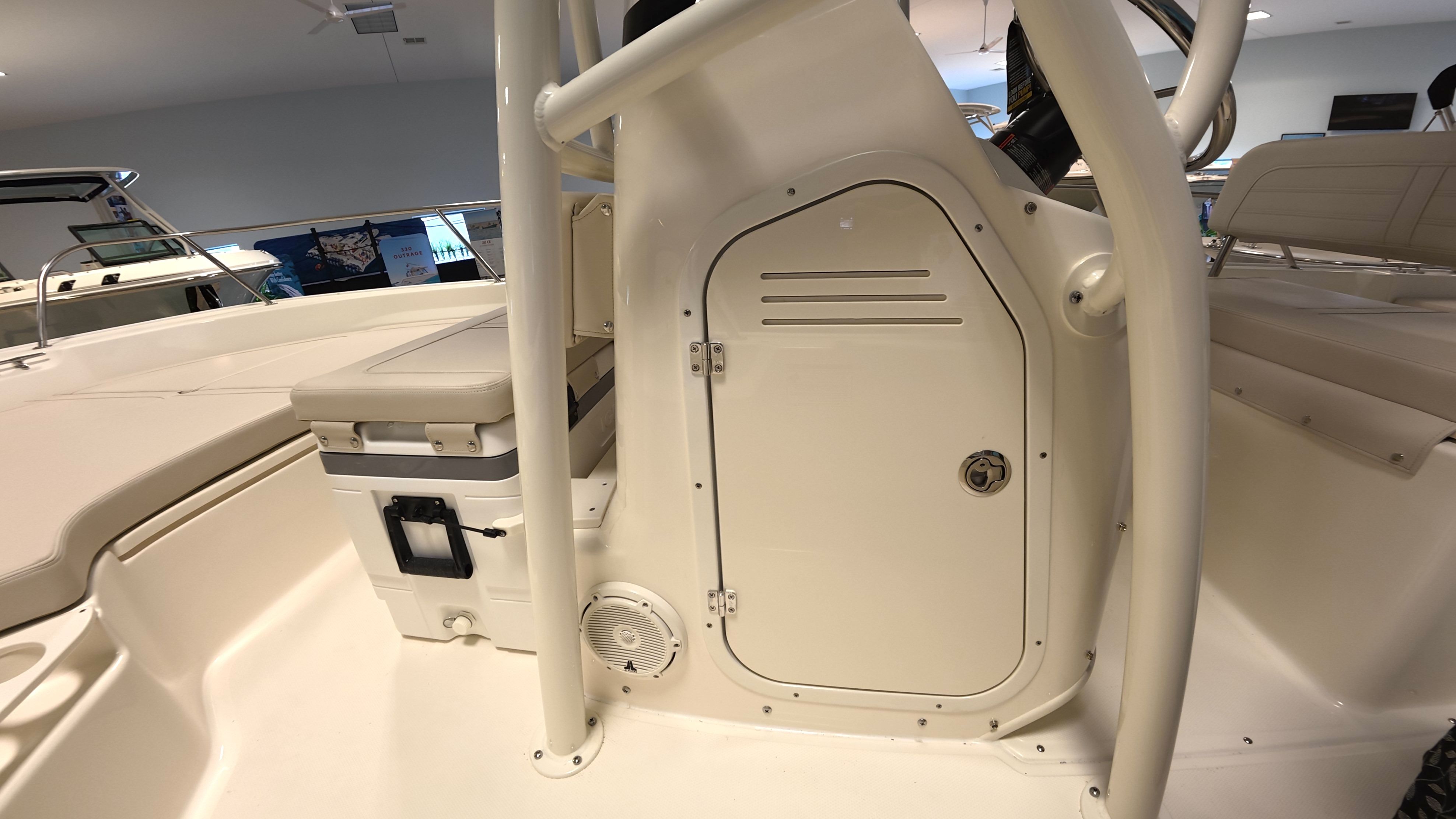 2026 Boston Whaler 190 Montauk - 12