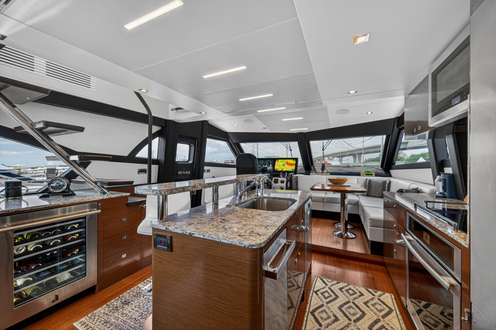 2021 Ocean Alexander 70E - Image 22