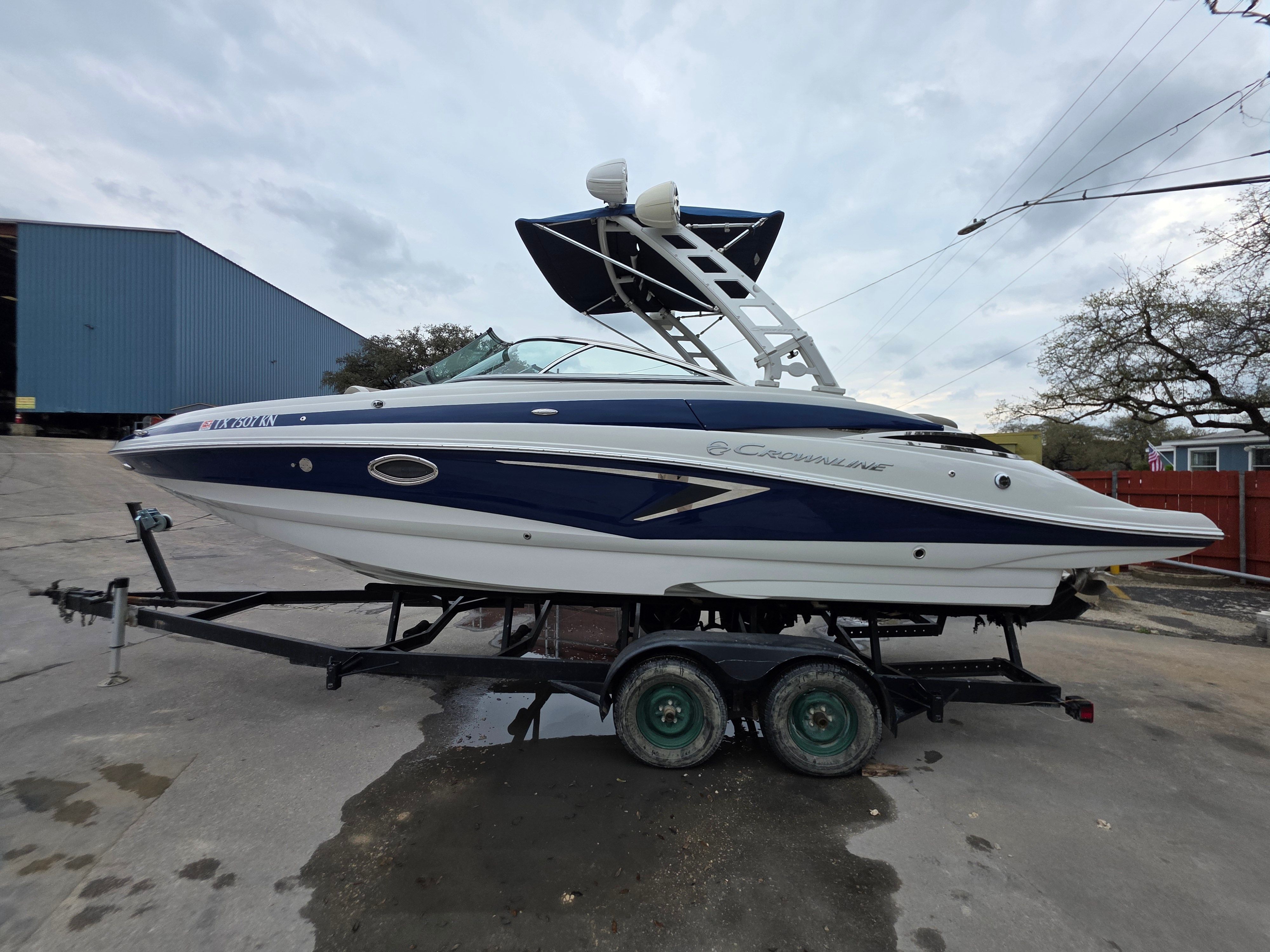 2022 Crownline Eclipse E255