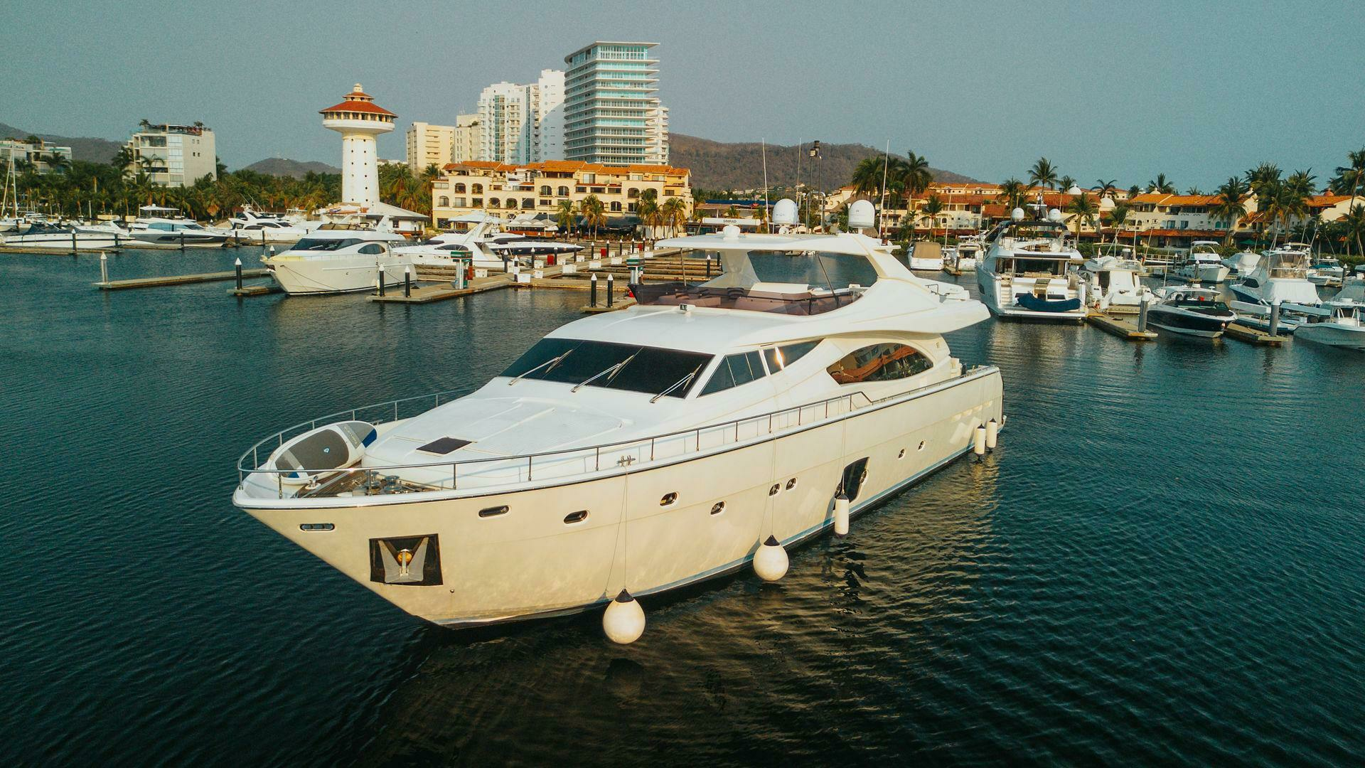 2007 Ferretti Yachts 881 - Image 2