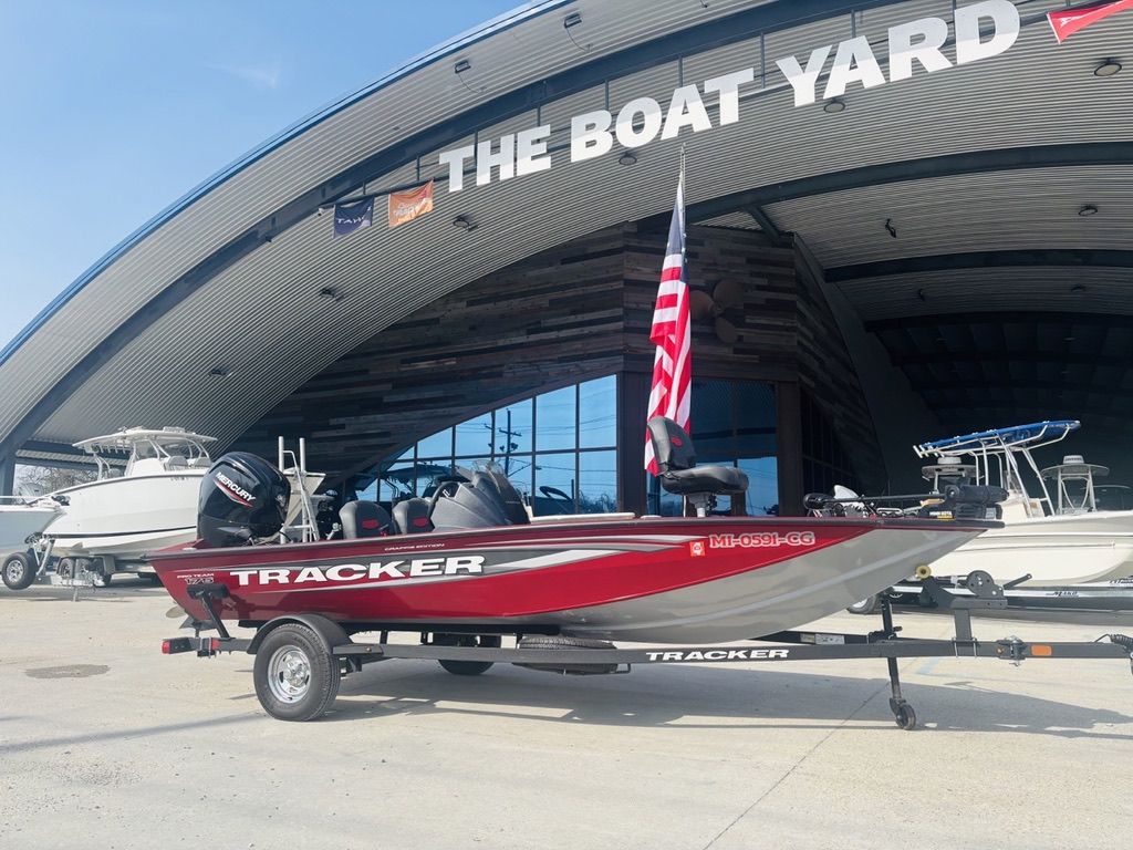 2025 Tracker Pro Team 175 Crappie Edition