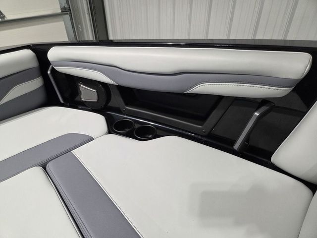 2026 Axis T220 - 24