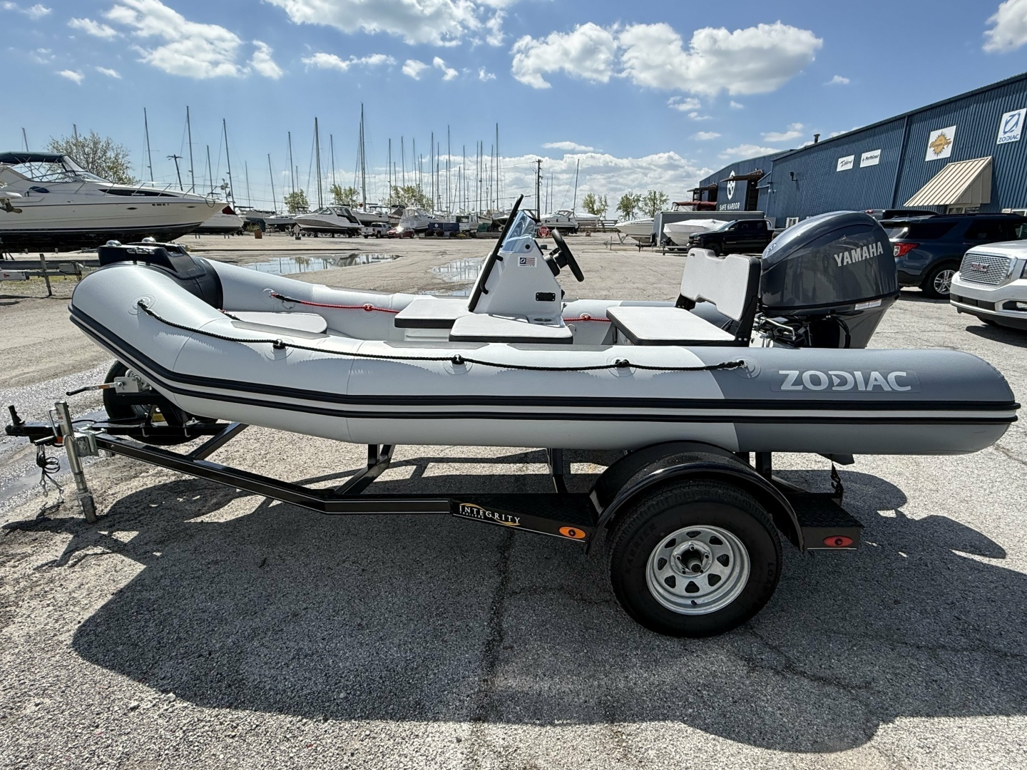 2026 Zodiac Open 4.2 NEO F50 - Image 3
