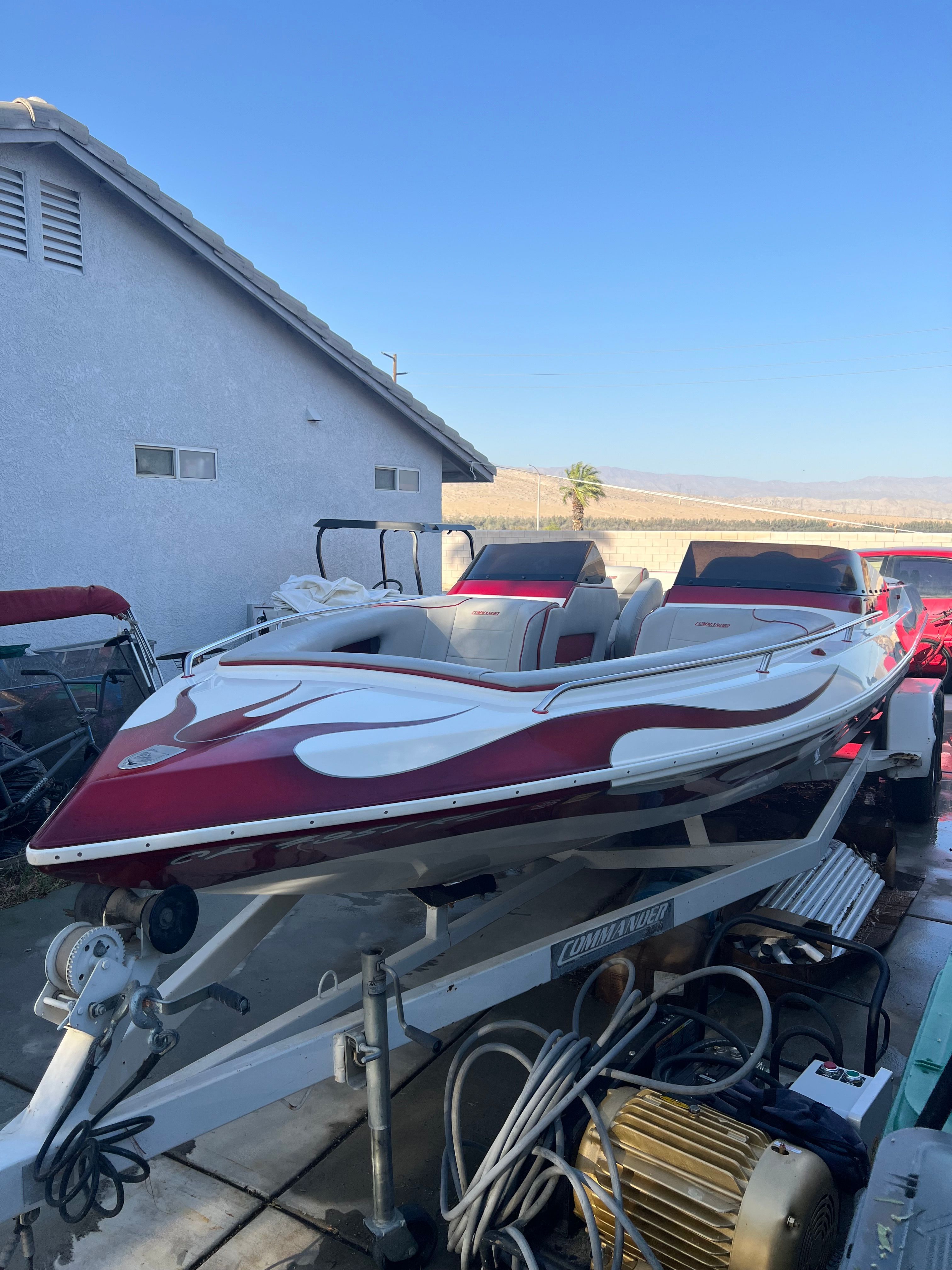 2004 Commander 2400LX - 3