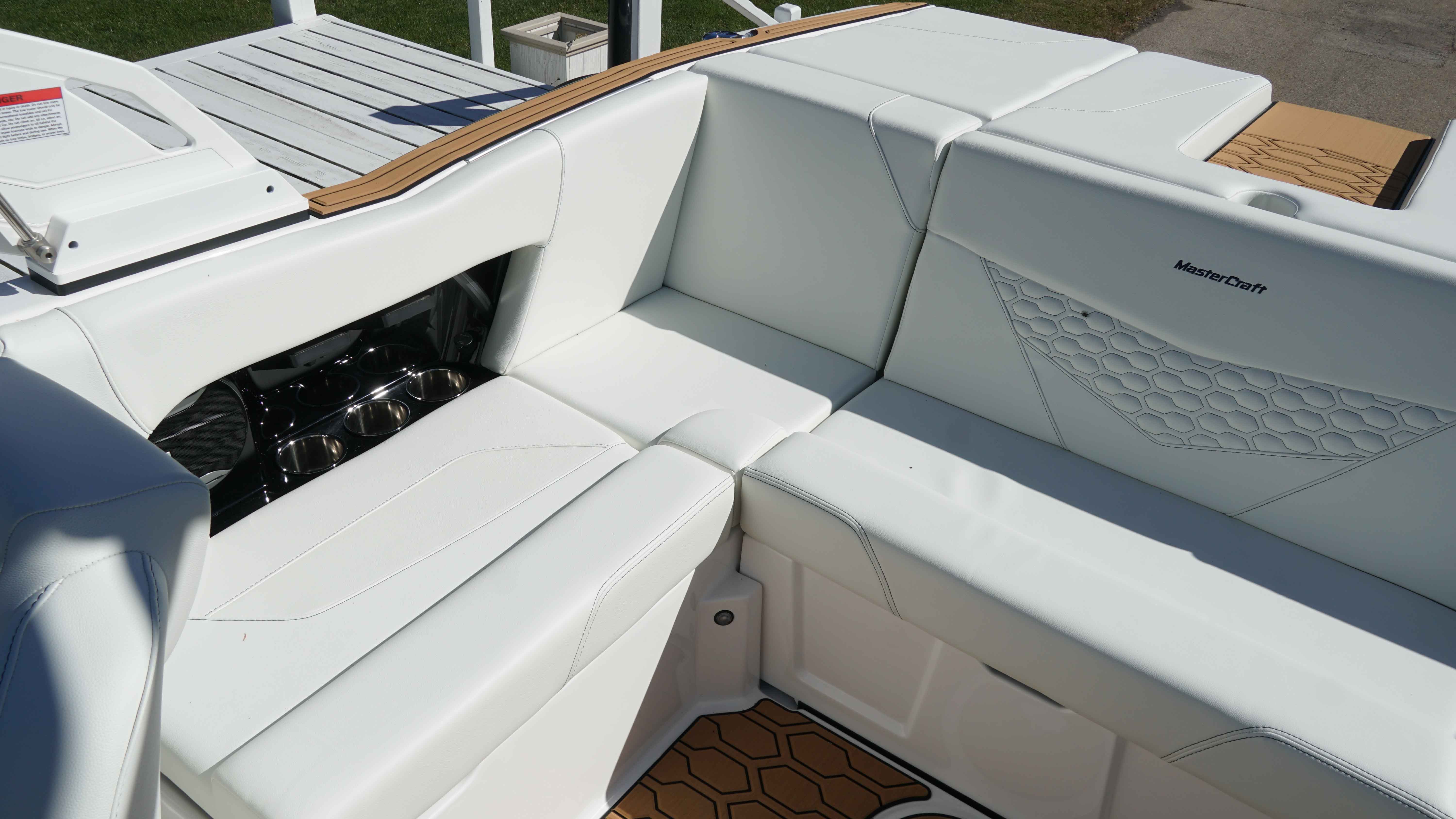 2026 MasterCraft NXT20 - 28