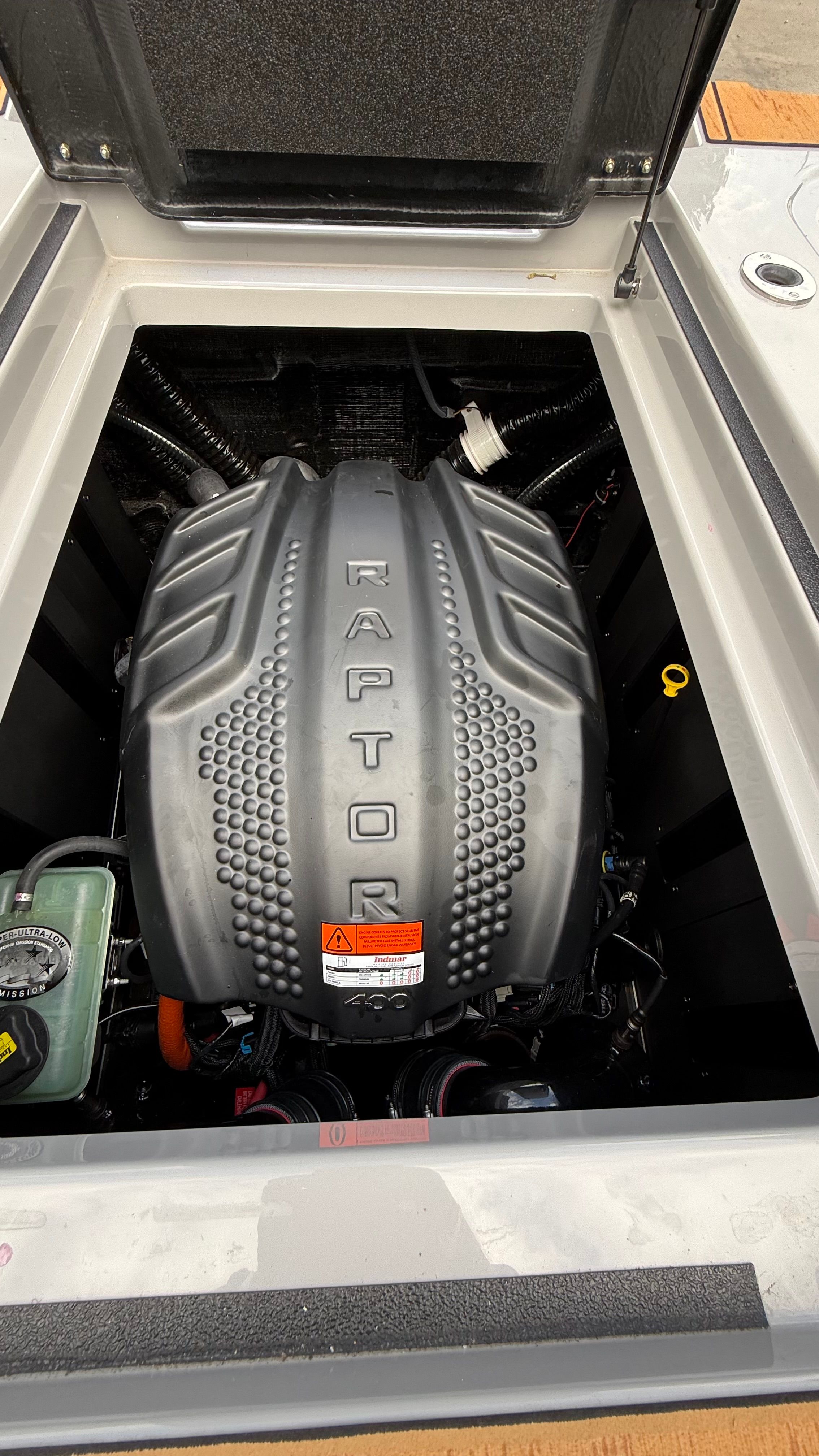 Engine compartment of a 2025 Malibu Mojo featuring a Raptor engine.
