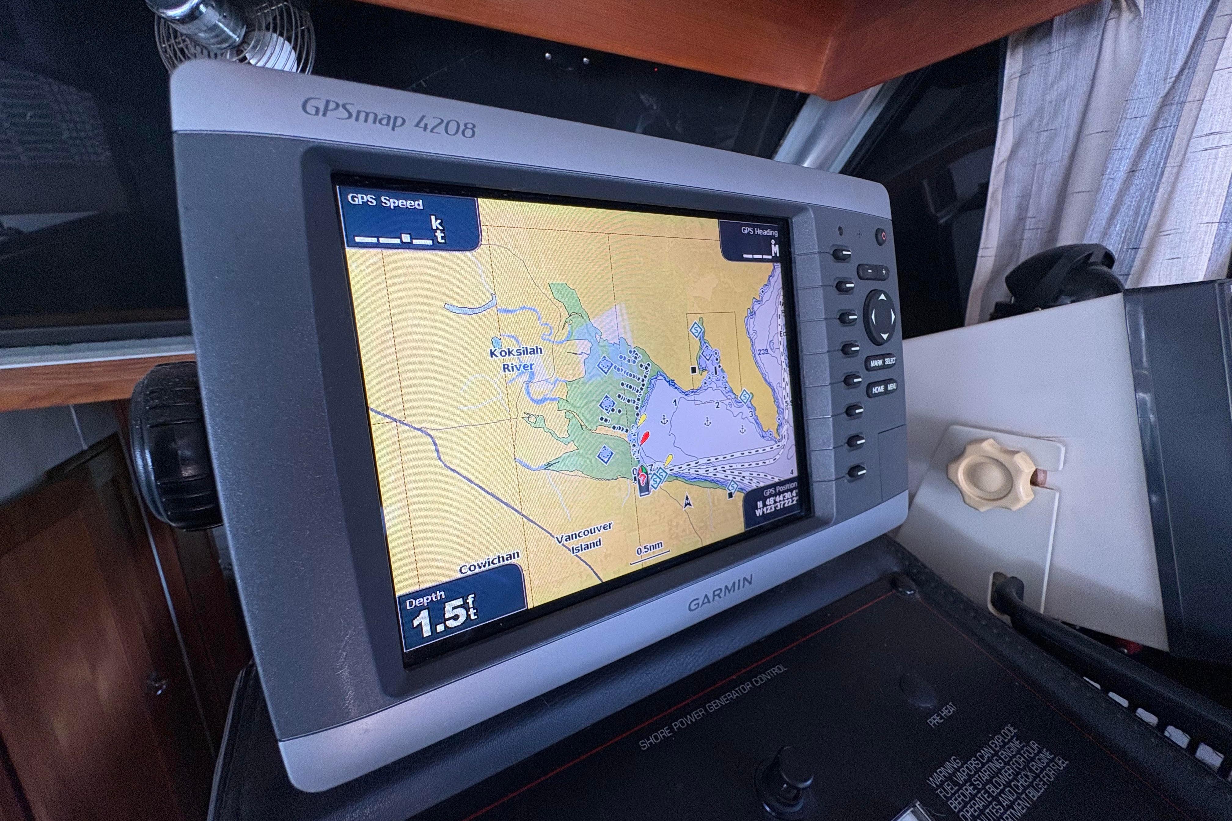 Garmin GPSmap 4208 on 1988 Bayliner 3888 Motoryacht displaying navigation map.