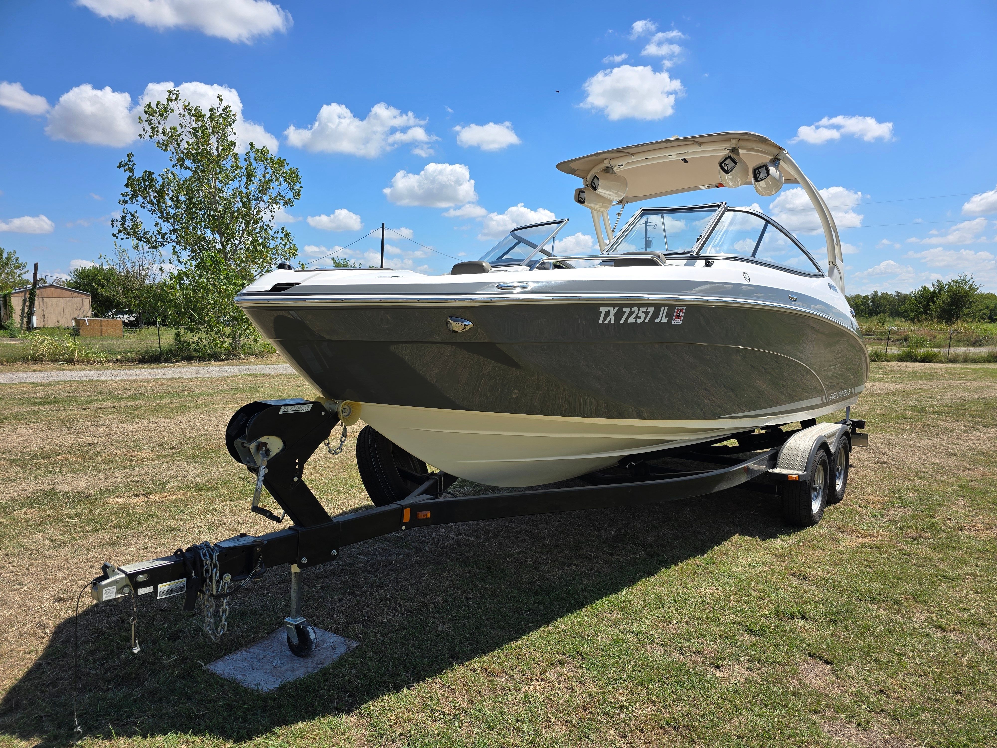 2015 Yamaha Boats 242 Limited S - 2