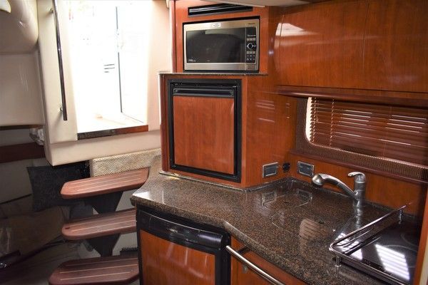 2006 Sea Ray 38 Sundancer - 14