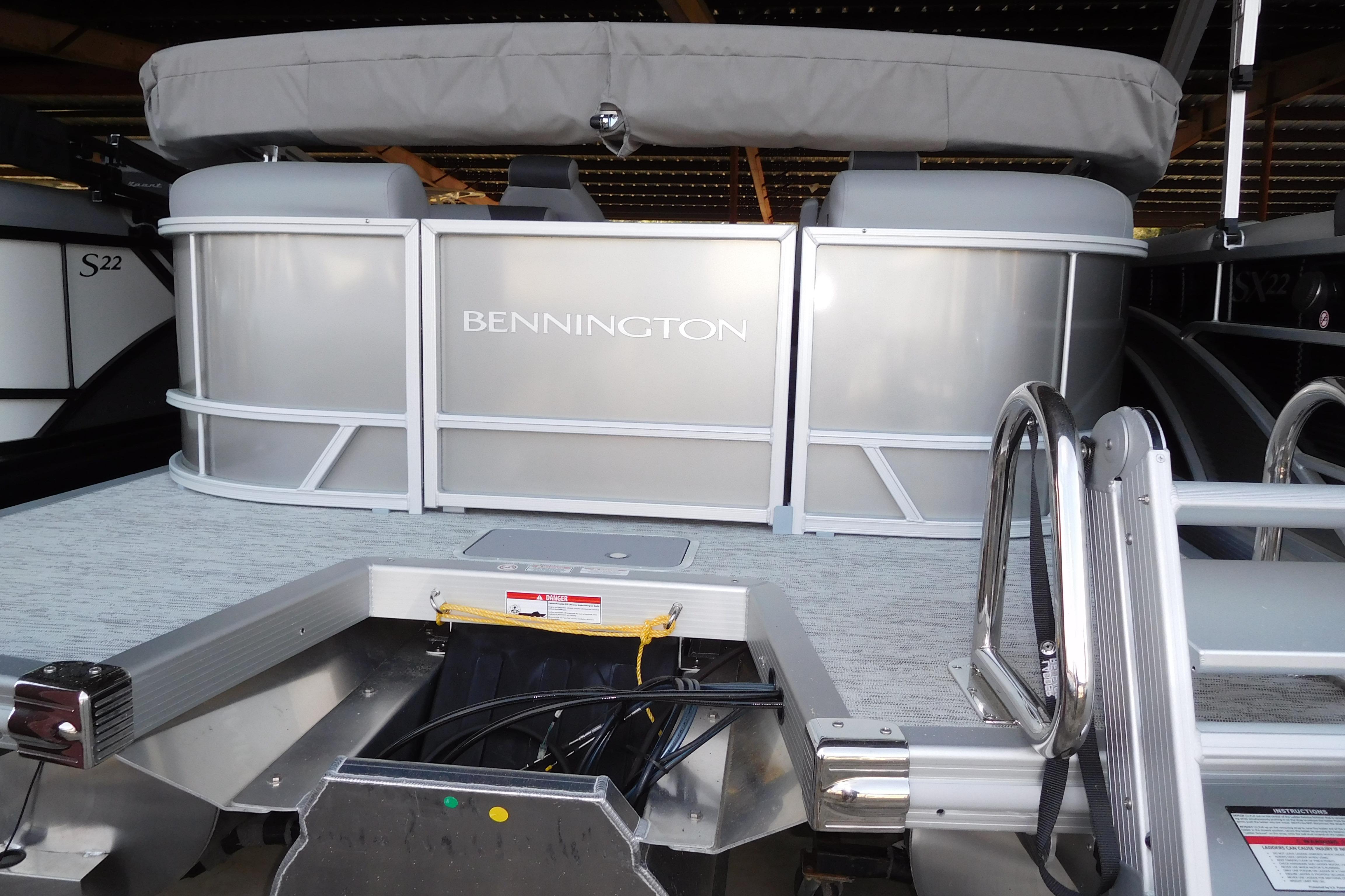 2026 Bennington 22SSRSF