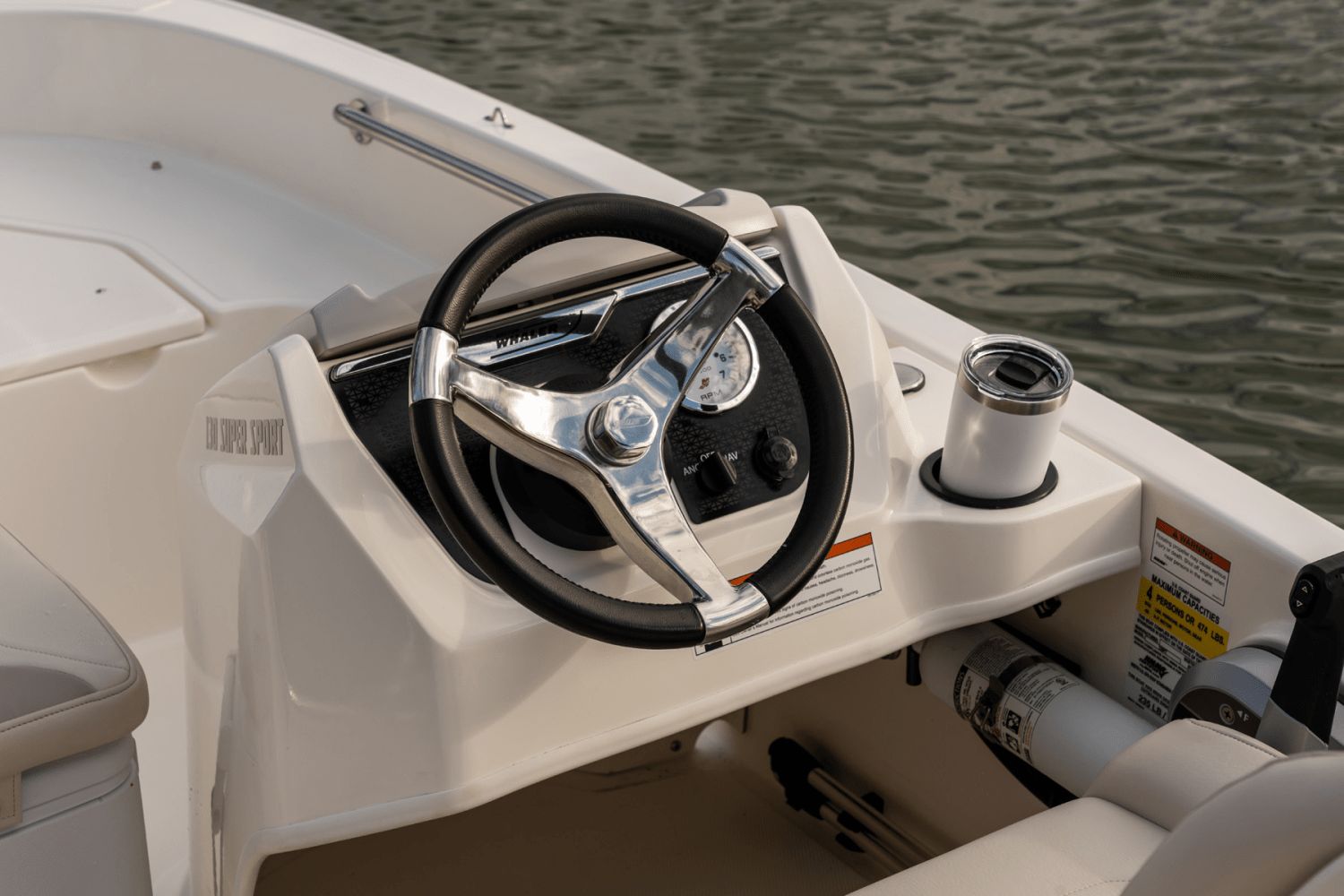 2026 Boston Whaler 130 Super Sport - 40