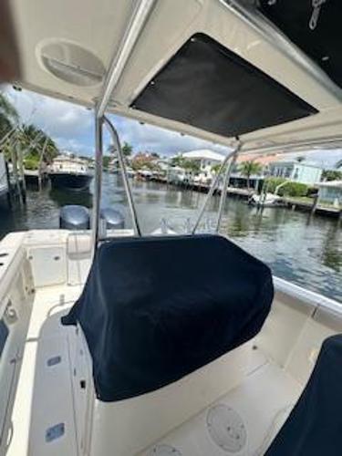 2011 Pursuit C 280 Center Console - 21