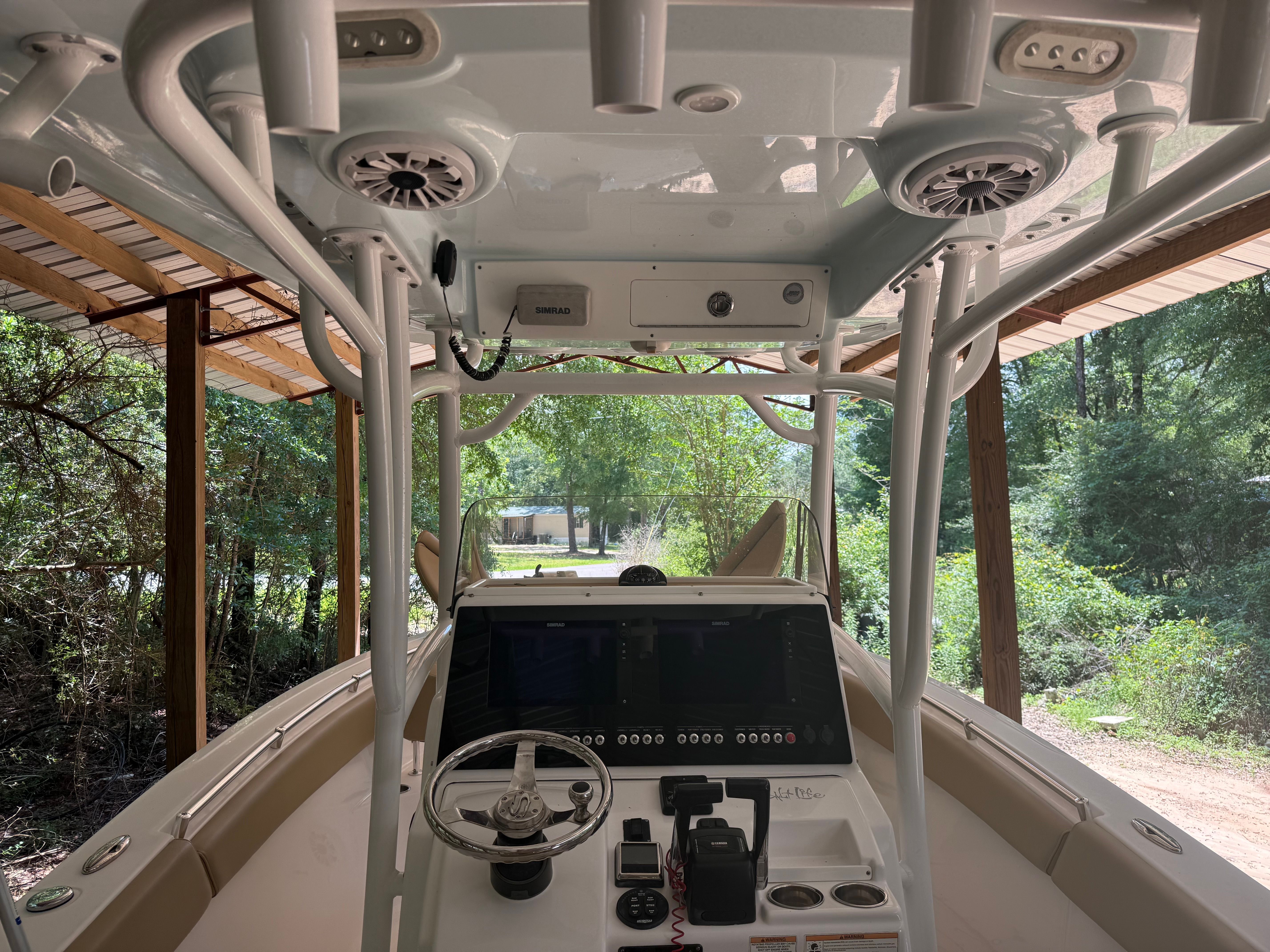 2017 Sportsman Open 252 Center Console - 13