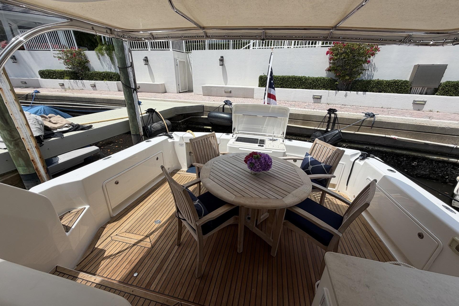 Cockpit seating area on 2015 Riviera 445 SUV JACLYN'S SMILE