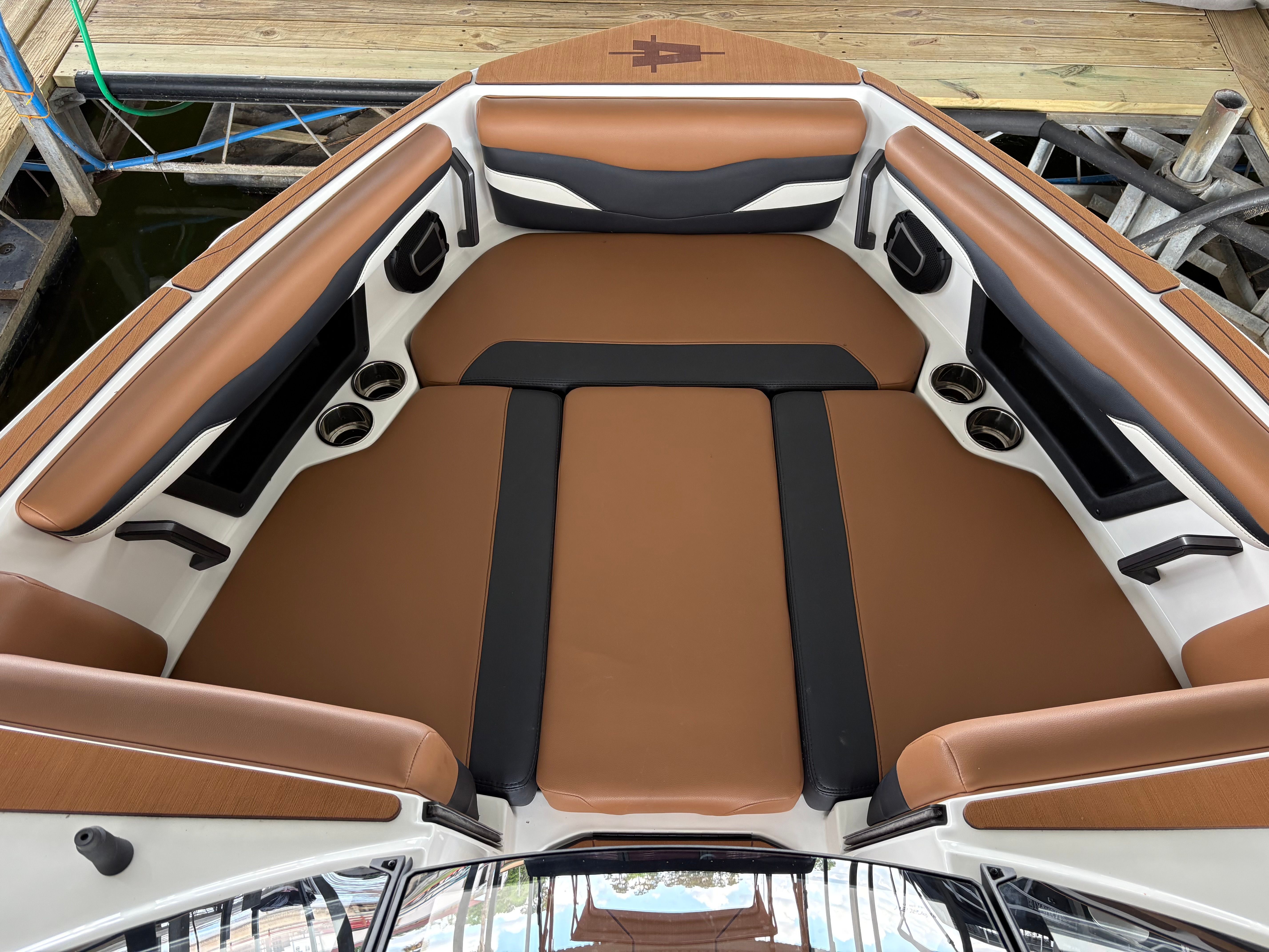 2026 AXIS T235 - Image 3