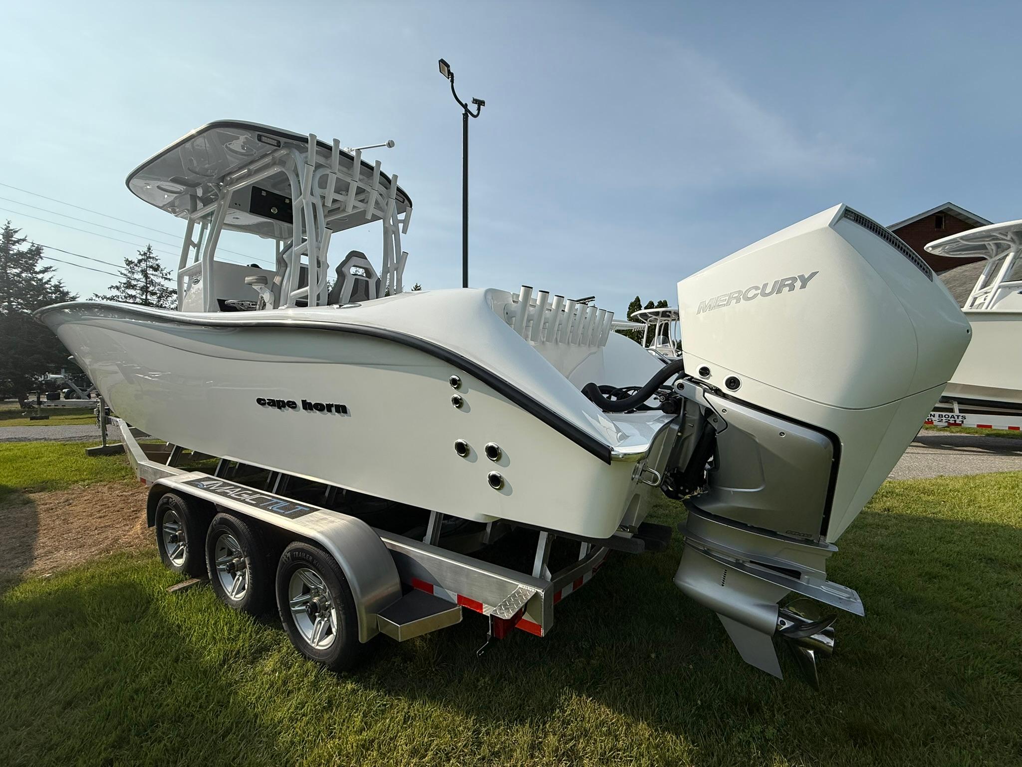 2025 Cape Horn 32 XS