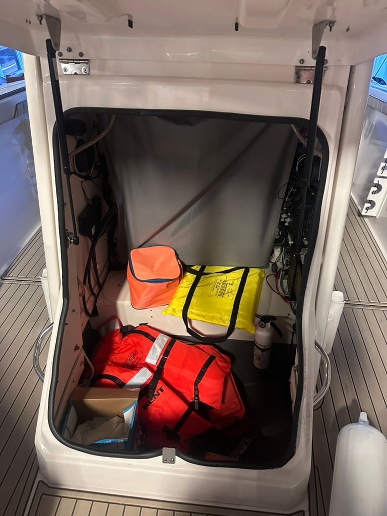 2021 Yamaha Boats 255 FSH Sport E - 8