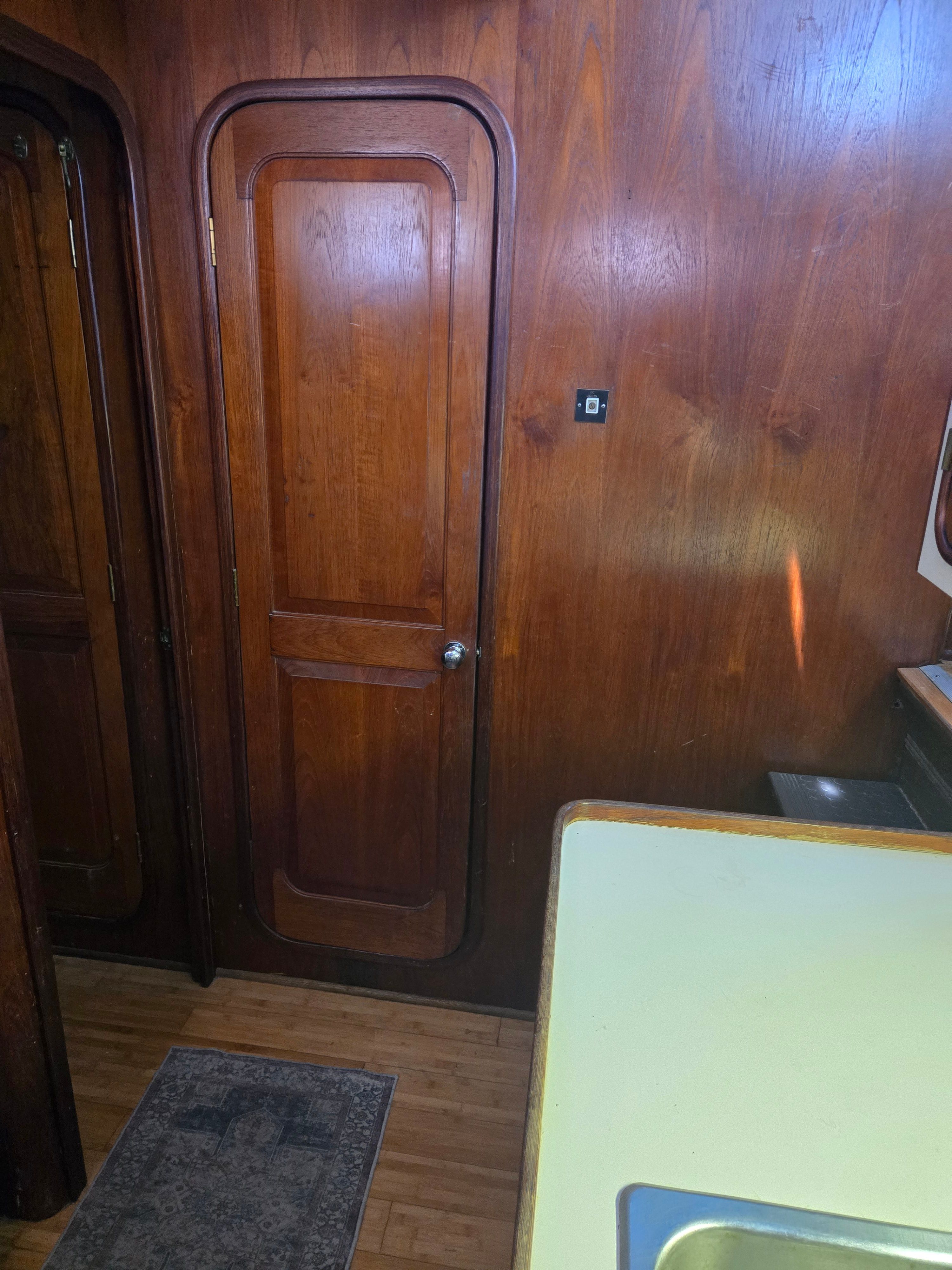 1979 Gulfstar Motor Cruiser - 42