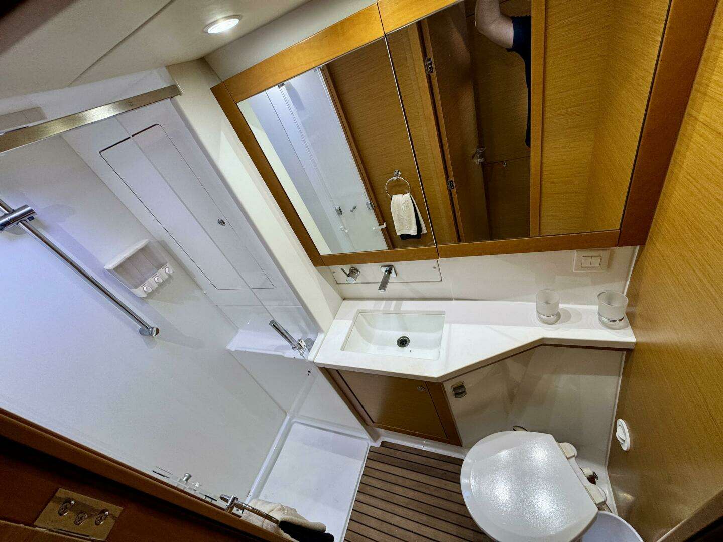 2012 Lagoon 450 F - Image 24