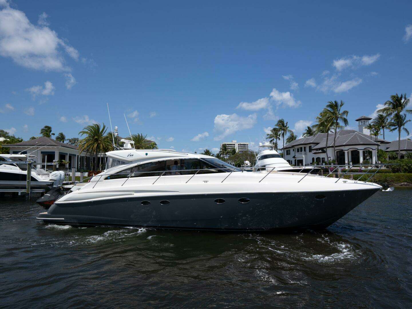 2008 Princess V53 - Image 22