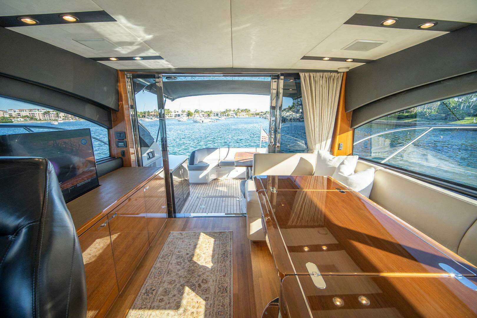 2016 Princess V48 - Image 9