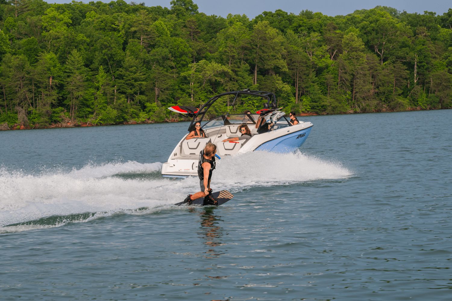 2026 Yamaha Boats AR220 - 6