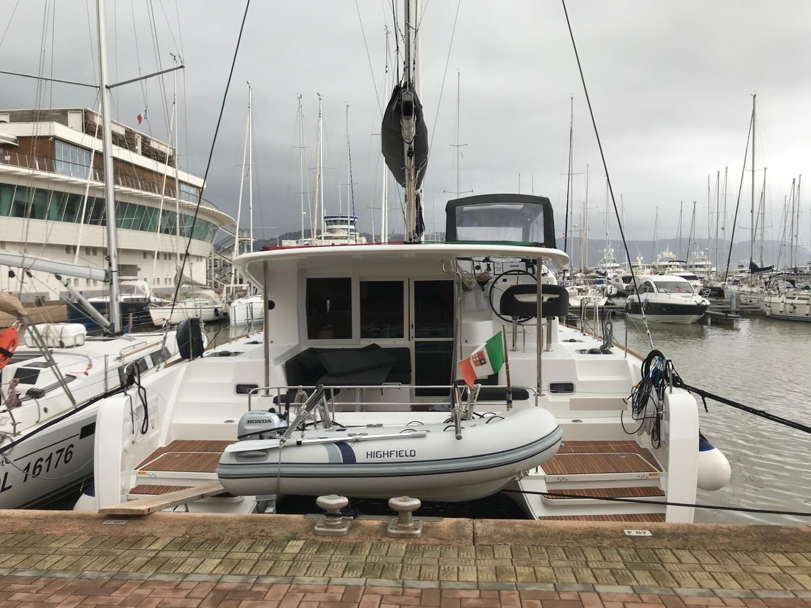 2019 Lagoon 40