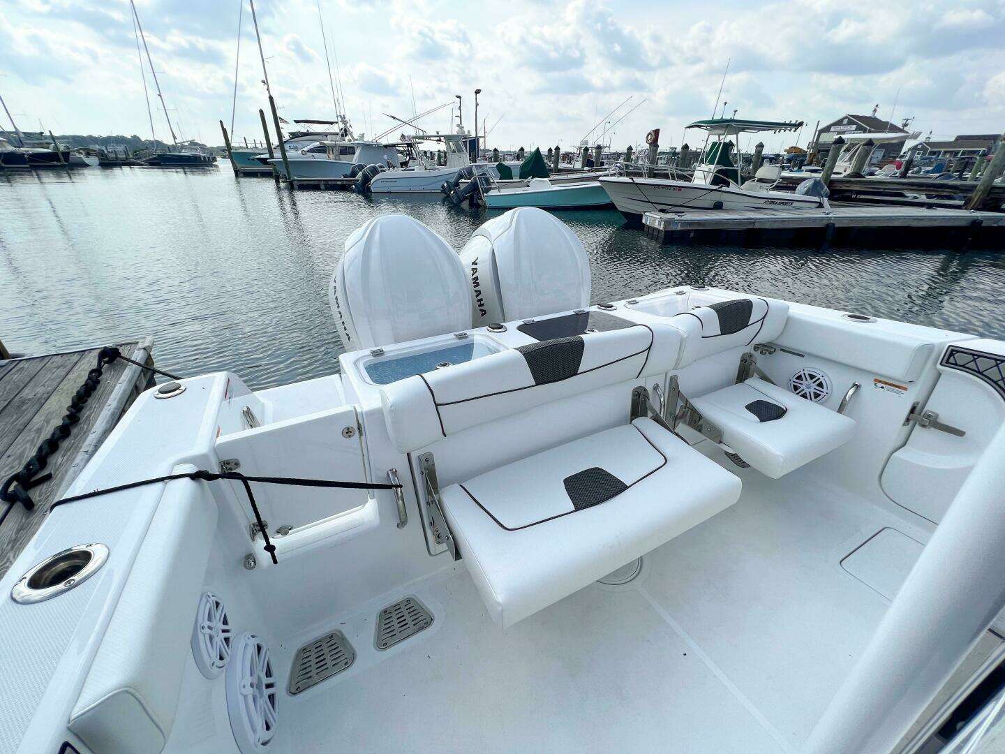 2024 Wellcraft 302 - Image 10