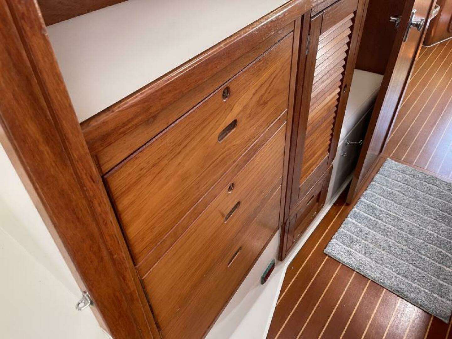 1991 Catalina 42 MKI - Image 42