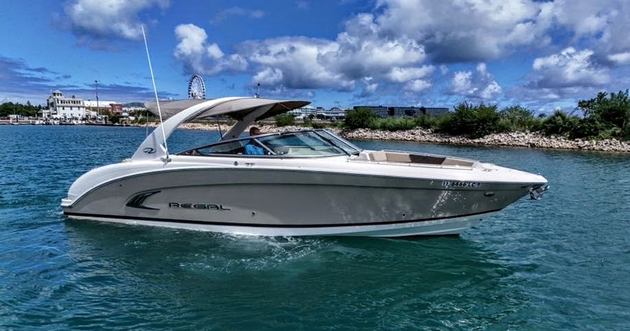 2013 Regal 3200 Bowrider - 22