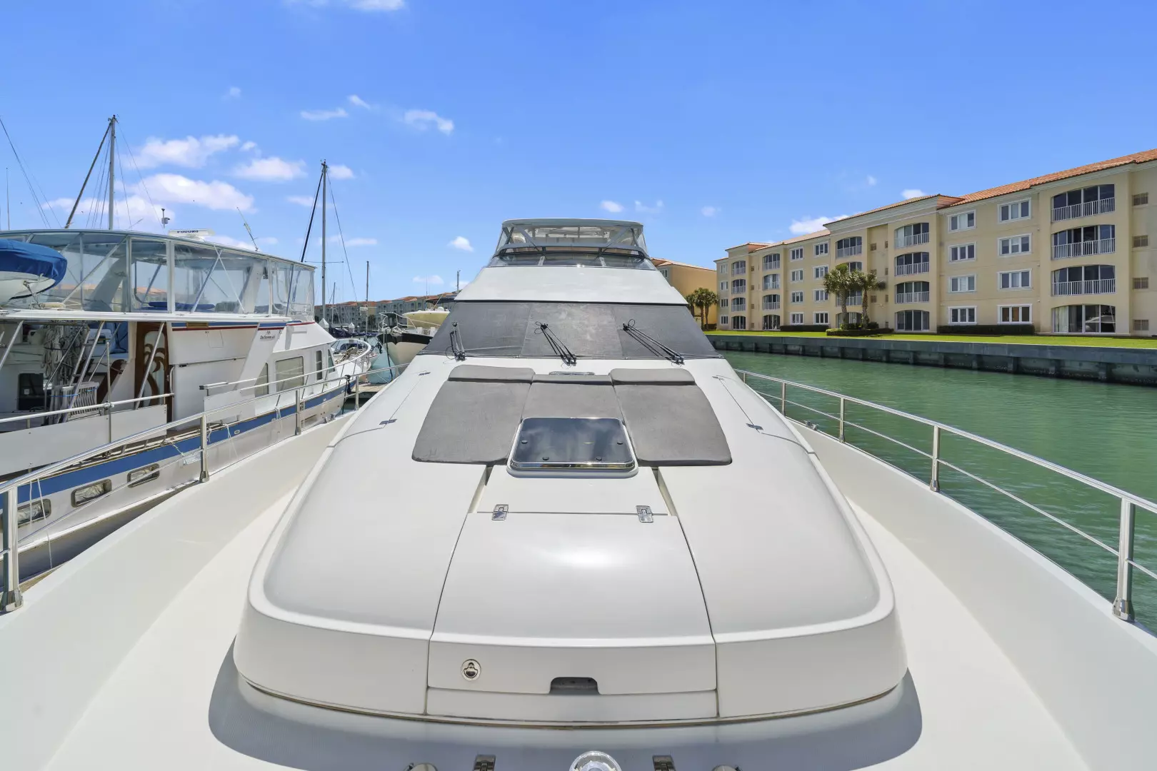 2006 Marquis 65 Pilothouse - Image 10