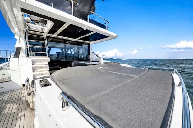 2021 Azimut S6 - 14