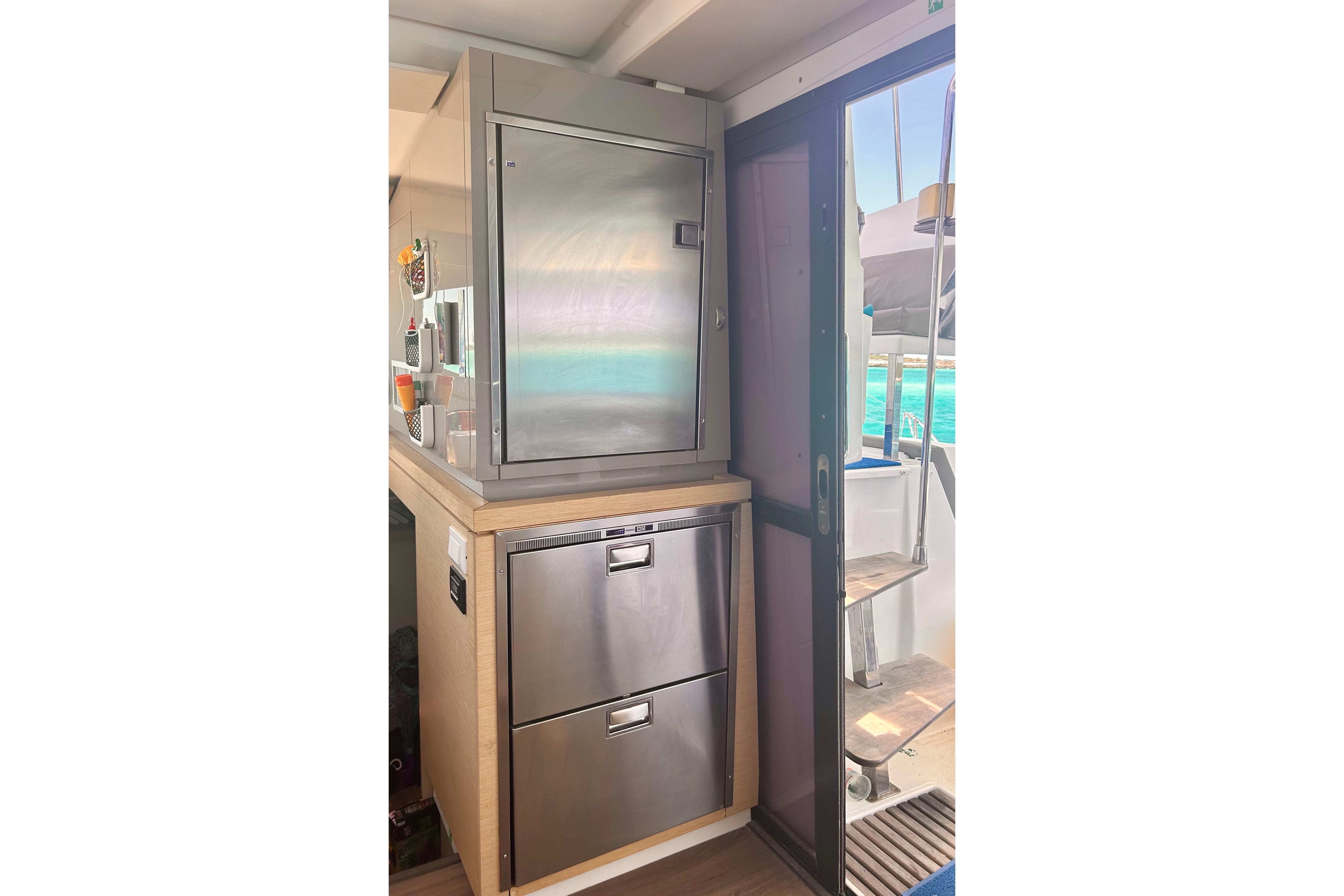 Modern kitchen area on 2018 Fountaine Pajot Lucia 40 catamaran.