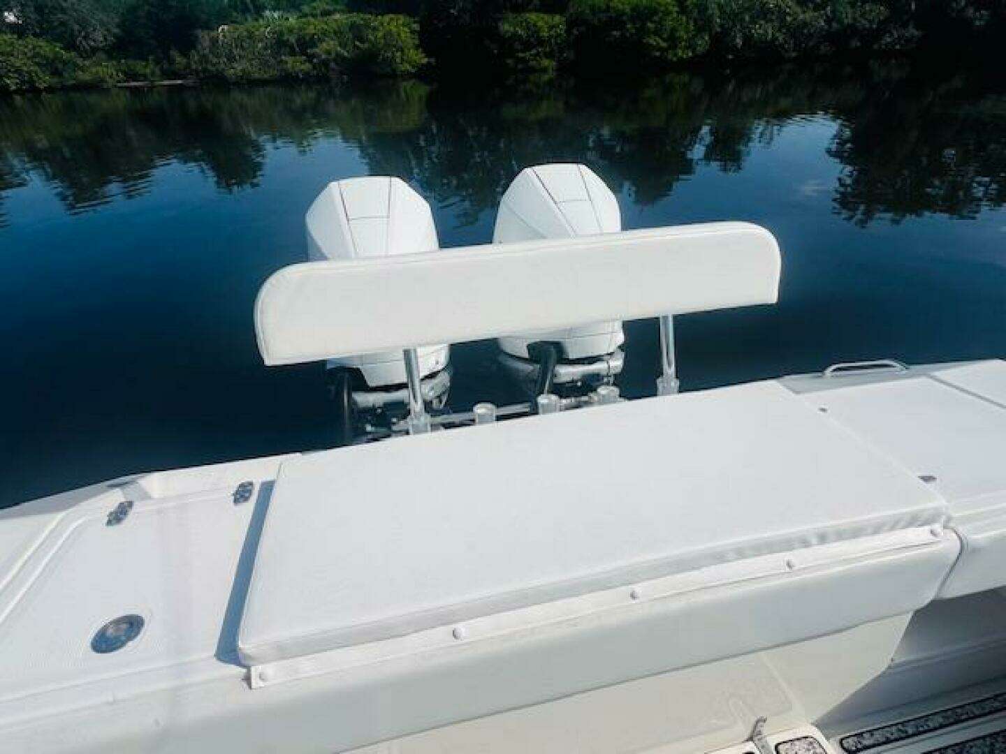 1999 Venture 34 Walkaround with Tower - Image 42